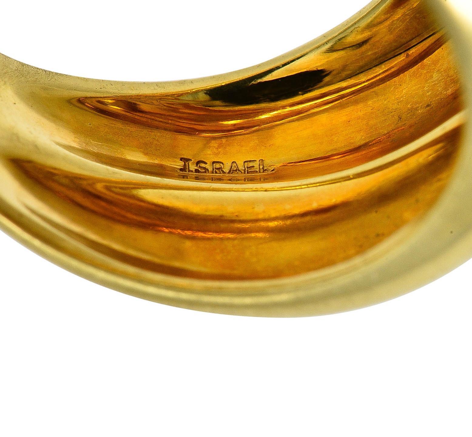 Tiffany & Co. 1980's 3.20 CTW Citrine 18 Karat Yellow Gold Puffy Vintage Ring For Sale 2