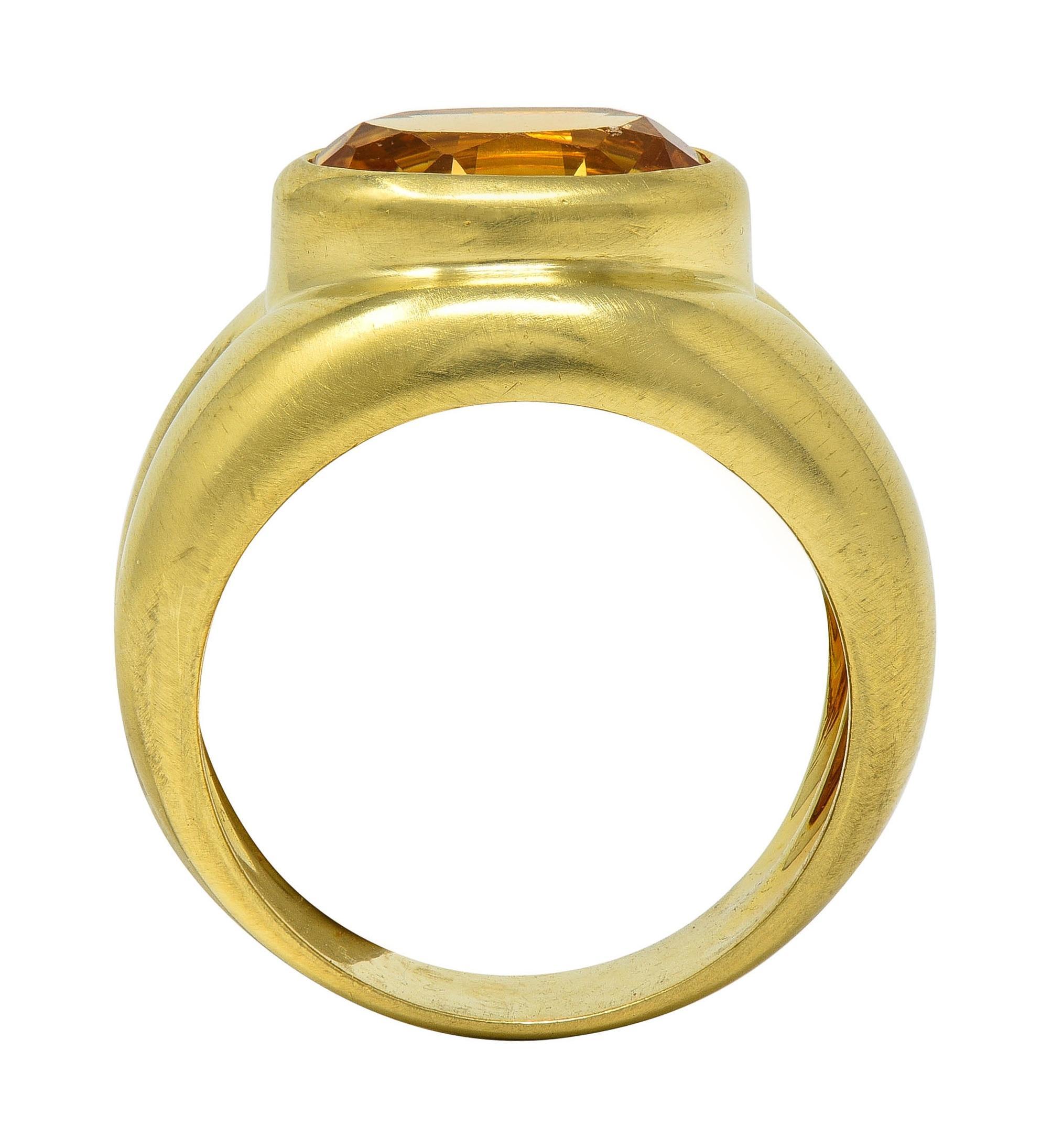 Tiffany & Co. 1980's 3.20 CTW Citrine 18 Karat Yellow Gold Puffy Vintage Ring For Sale 3