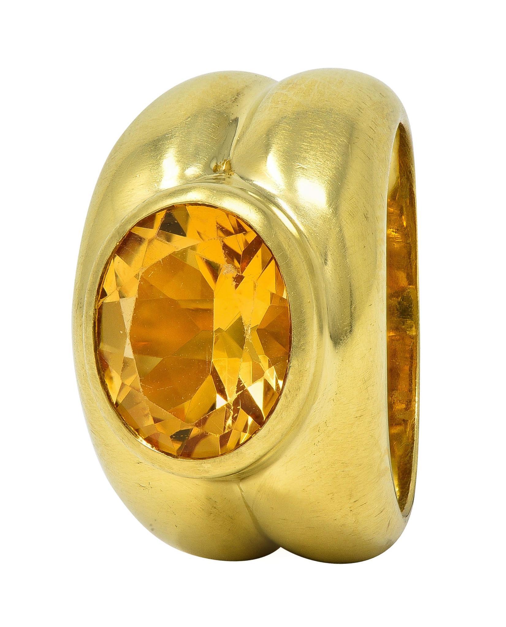Tiffany & Co. 1980's 3.20 CTW Citrine 18 Karat Yellow Gold Puffy Vintage Ring For Sale 4