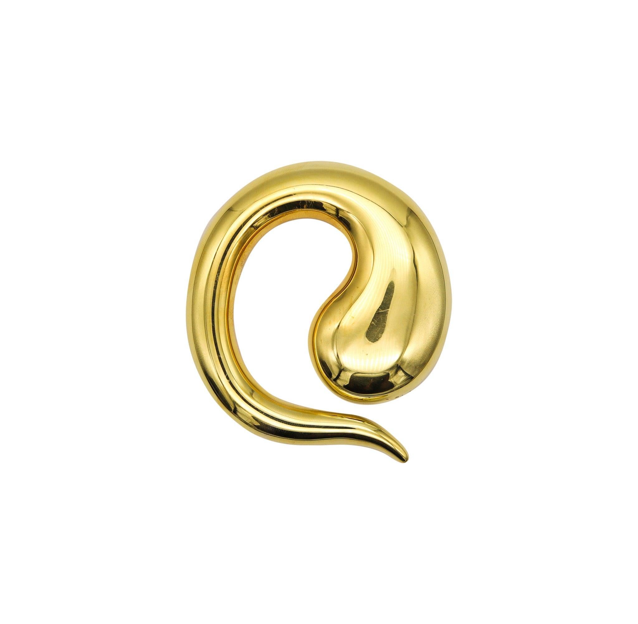TIFFANY & CO. 1981 Elsa Peretti Pendant Buckle 18Kt Gold Vermeil On .925 Silver For Sale 2
