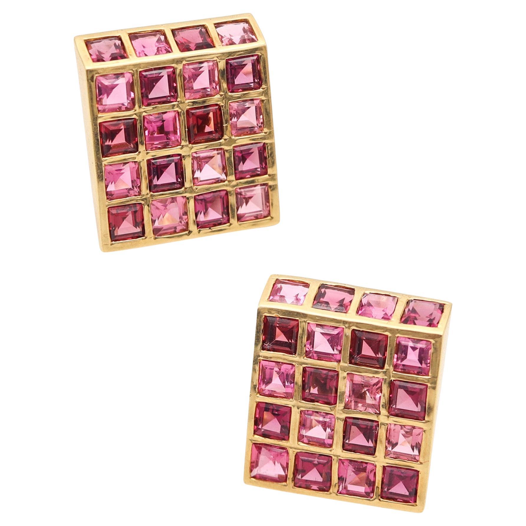 TIFFANY & CO. 1982 Pendientes Angela Cummings de oro de 18 quilates con turmalinas rosas