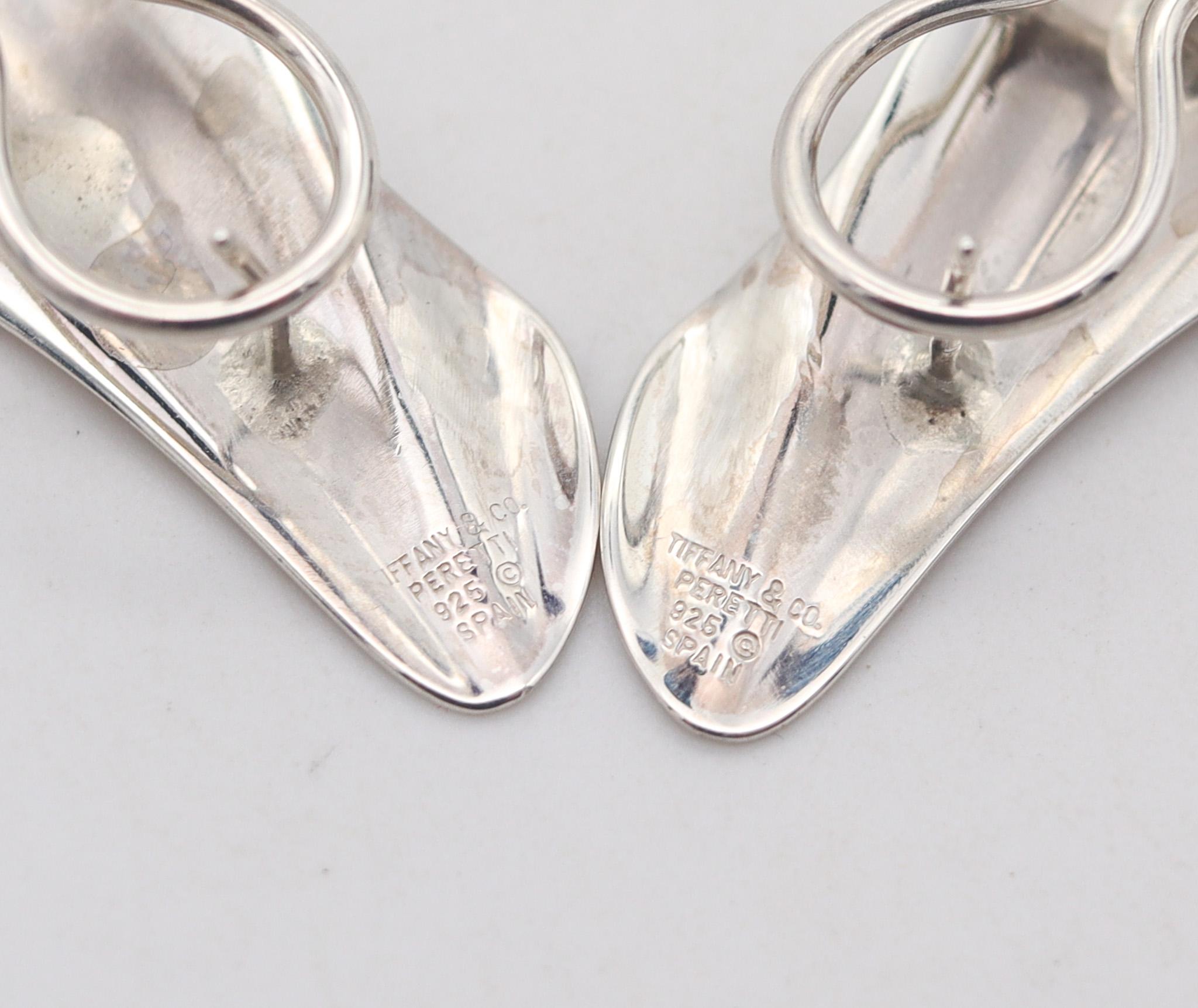 Tiffany & Co. 1982 Peretti Clips d'oreilles sculpturaux en forme de vague Tide .925 Sterling en vente 1