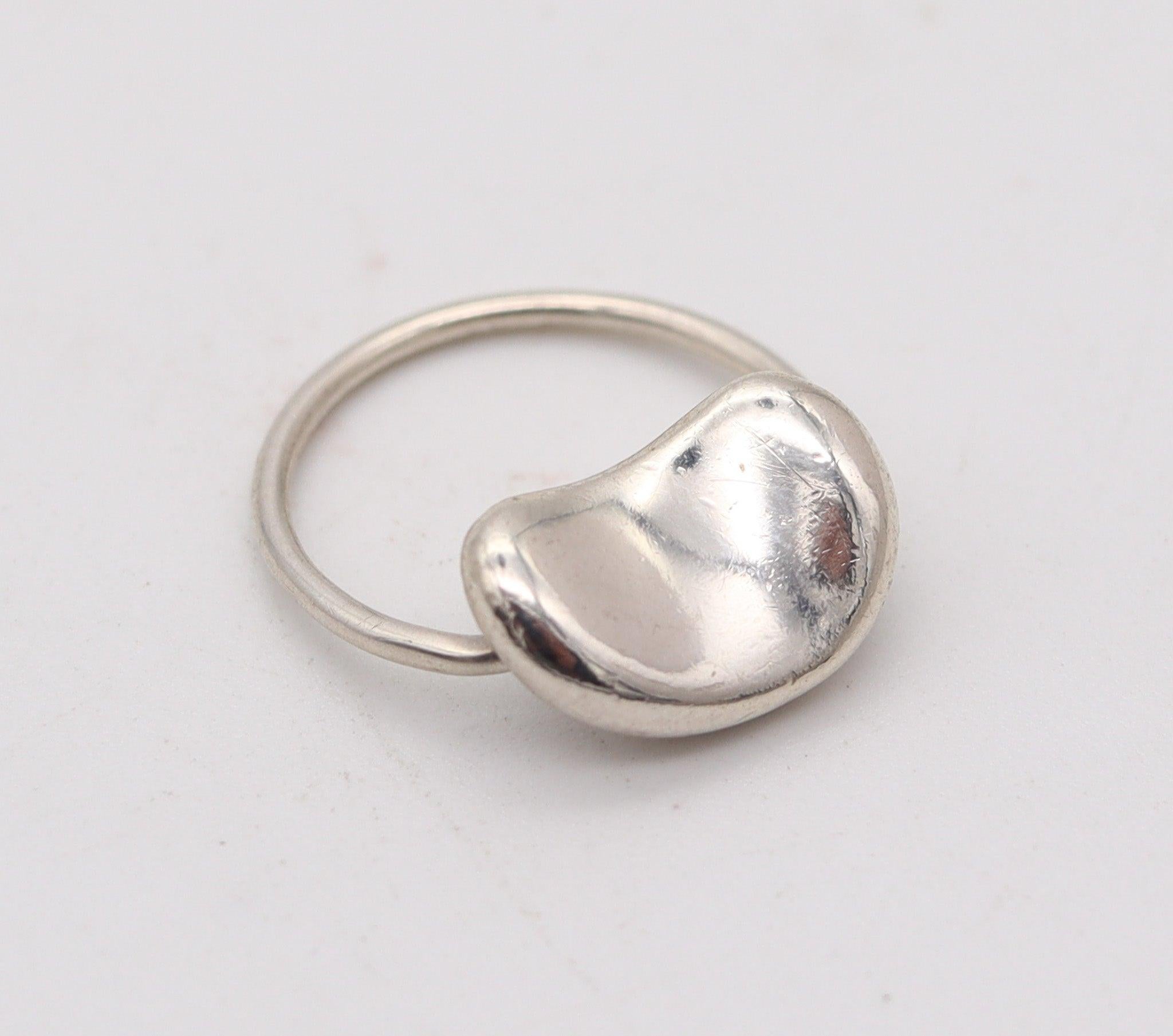 Modernist TIFFANY & CO. 1985 Elsa Peretti Movable Bean Ring In Solid .925 Sterling Silver For Sale
