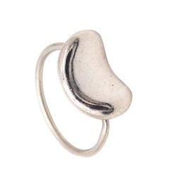 TIFFANY & CO. 1985 Elsa Peretti Movable Bean Ring In Solid .925 Sterling Silver
