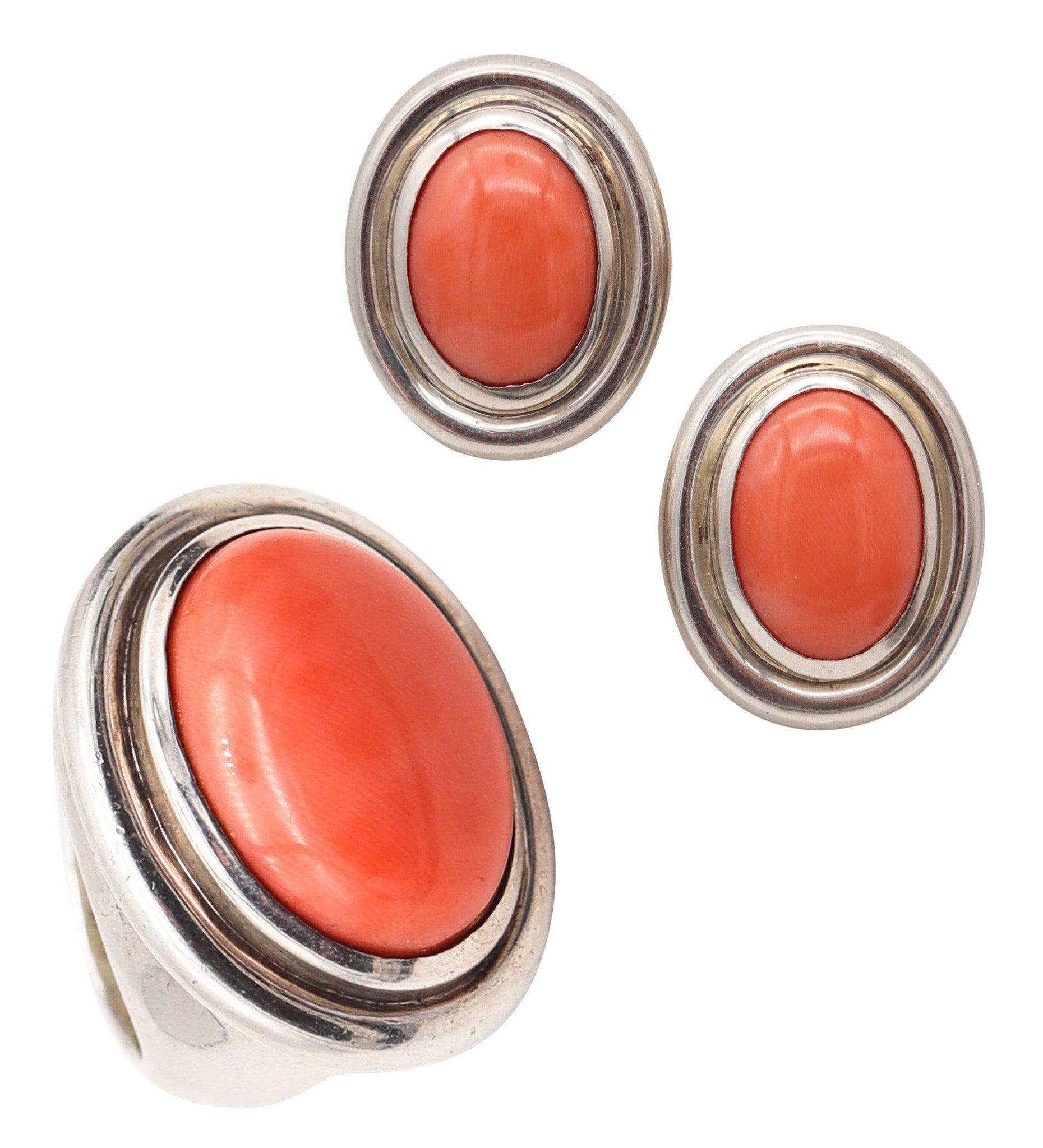 TIFFANY & CO. 1985 Pendientes Clips Paloma Picasso de plata con corales rosas Modernista en venta