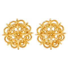 Tiffany & Co. 1990's 18 Karat Yellow Gold Vintage Chain Flower Ear-Clip Earrings