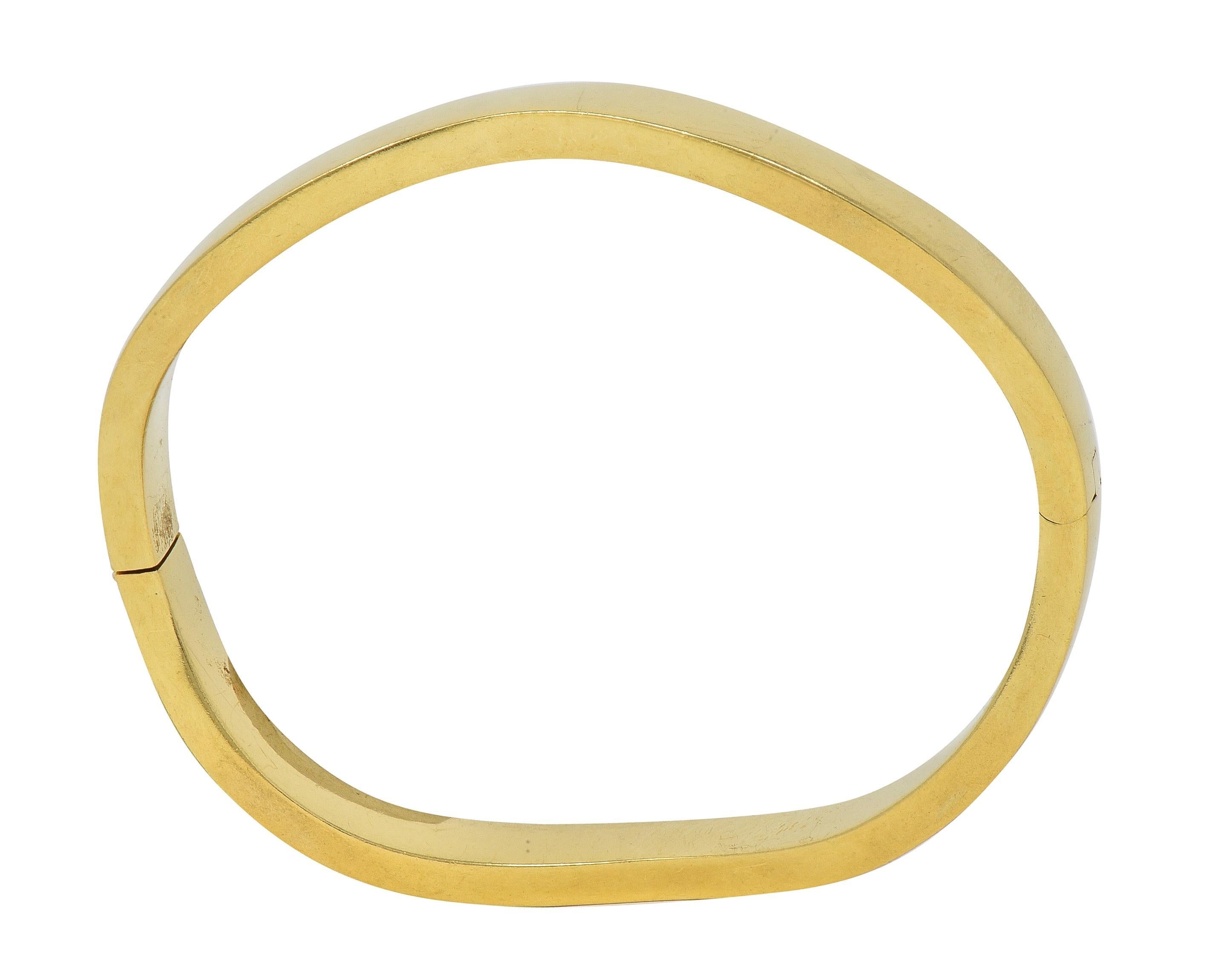 Tiffany & Co. 1990's 18 Karat Yellow Gold Vintage Wave Bangle Bracelet For Sale 4