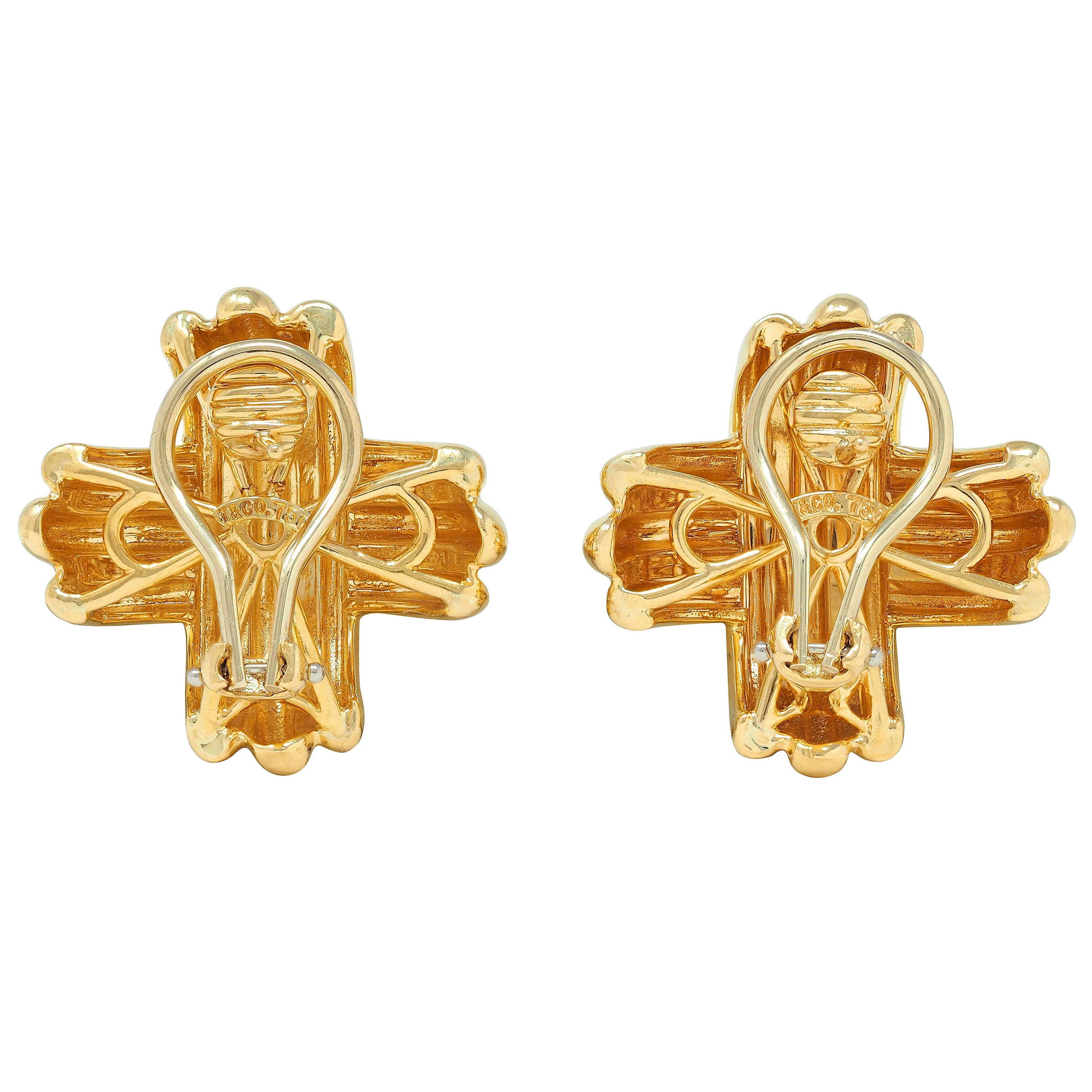 Tiffany & Co. 1990's 18 Karat Yellow Gold Vintage X Kiss Signature Earrings For Sale 1
