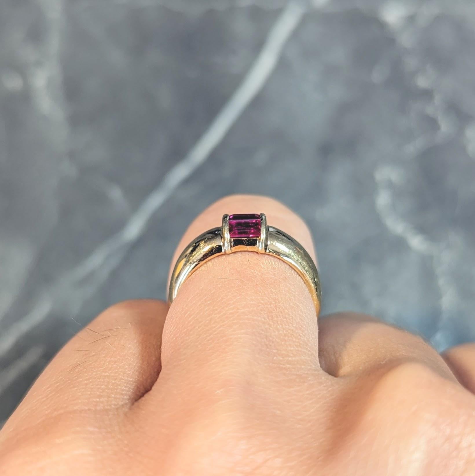 Tiffany & Co. 1990s Red Ruby 18 Karat Yellow Gold Vintage Stacking Band Ring 8