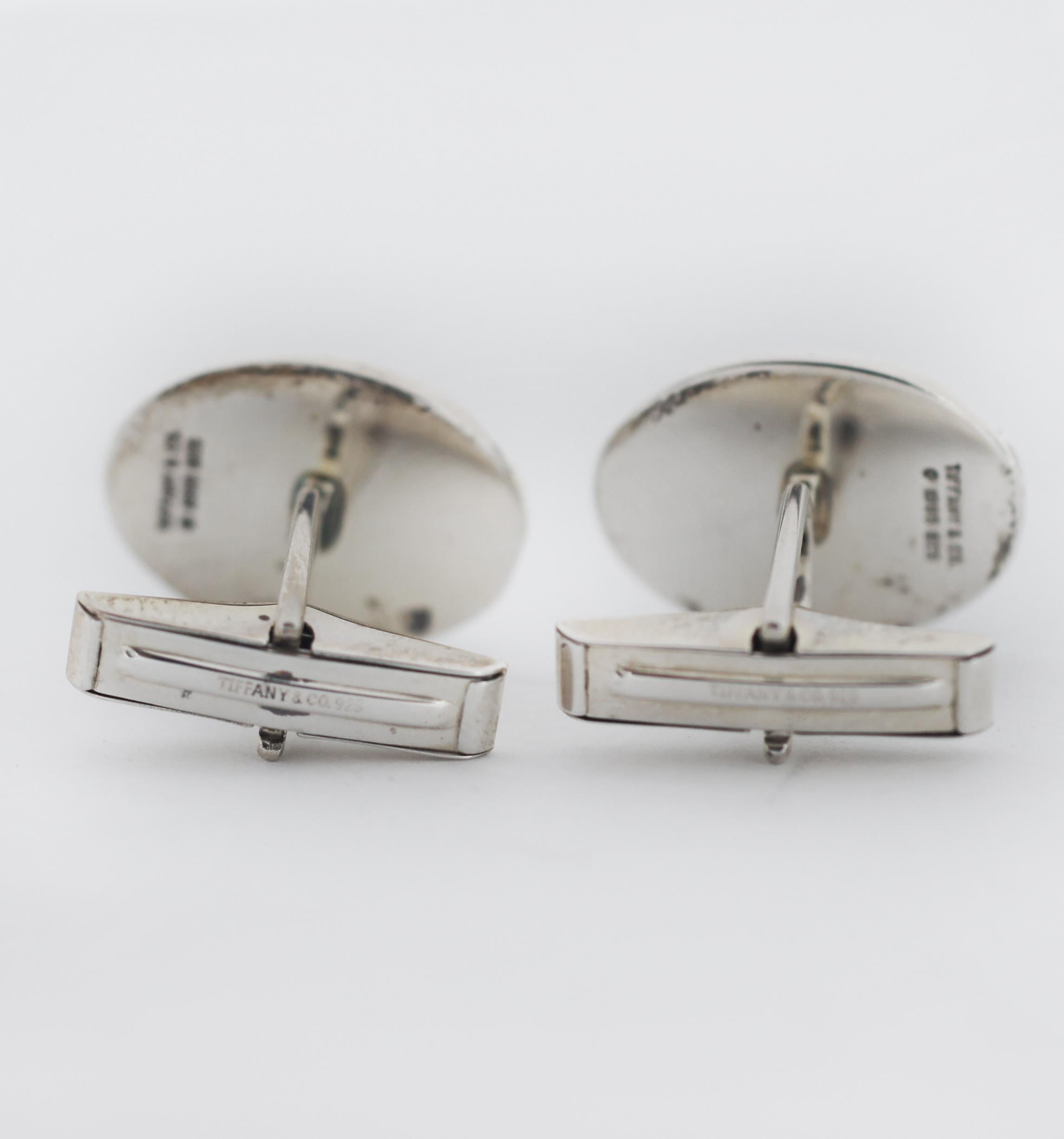 Tiffany & Co. 1995 925 Sterling Silver Oval Striped Cufflinks In Good Condition In San Fernando, CA
