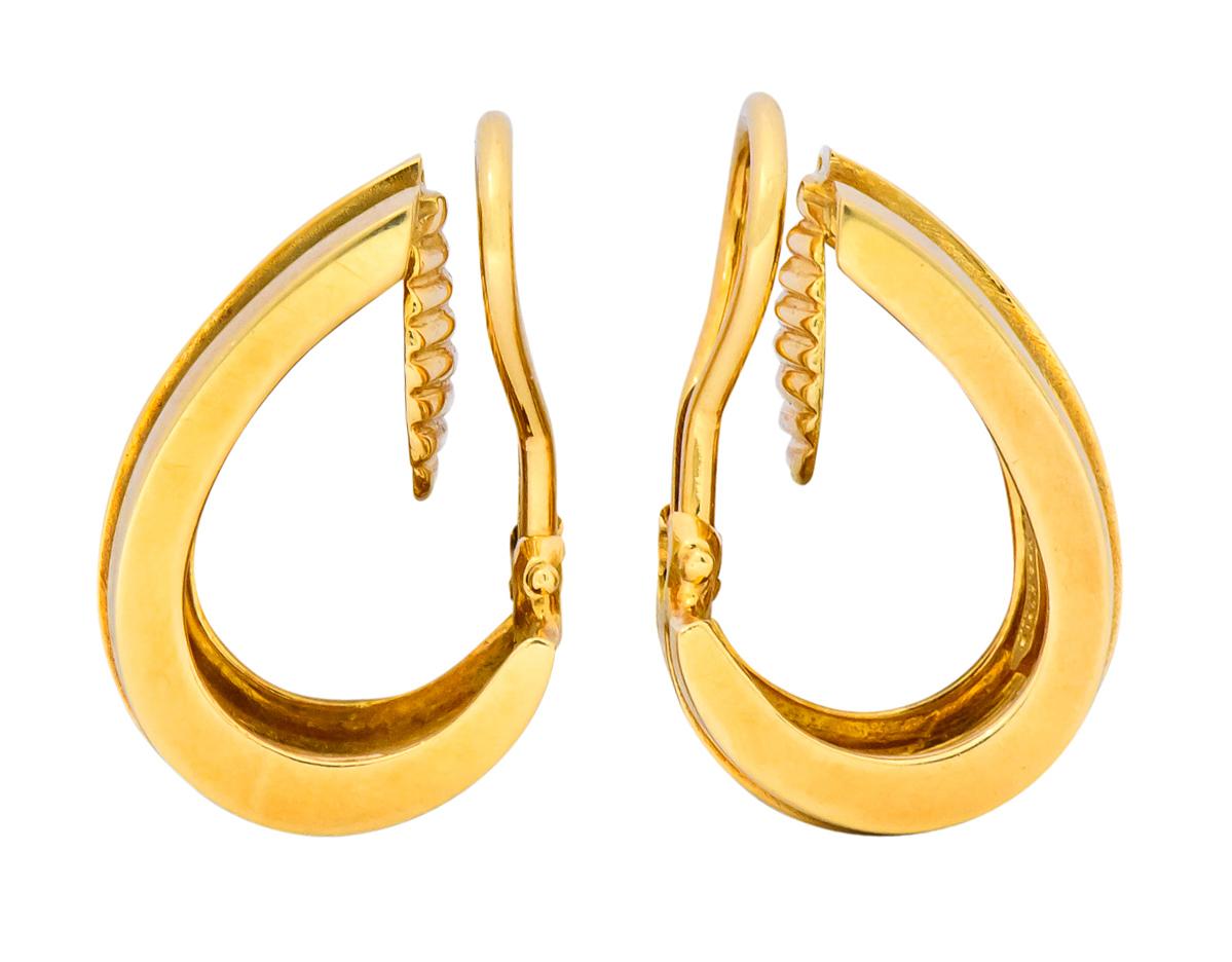 Women's or Men's Tiffany & Co. 1995 Vintage 18 Karat Gold Atlas Ear-Clip Earrings
