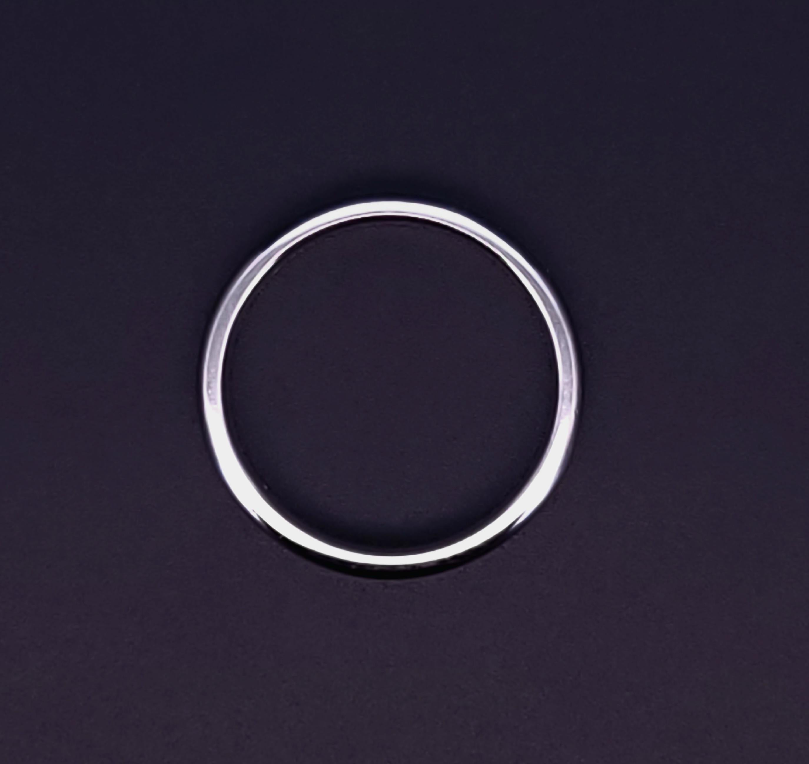 Women's TIFFANY & Co. 1999 Forever 950 Platinum 4.5mm Wedding Band Size 8 For Sale