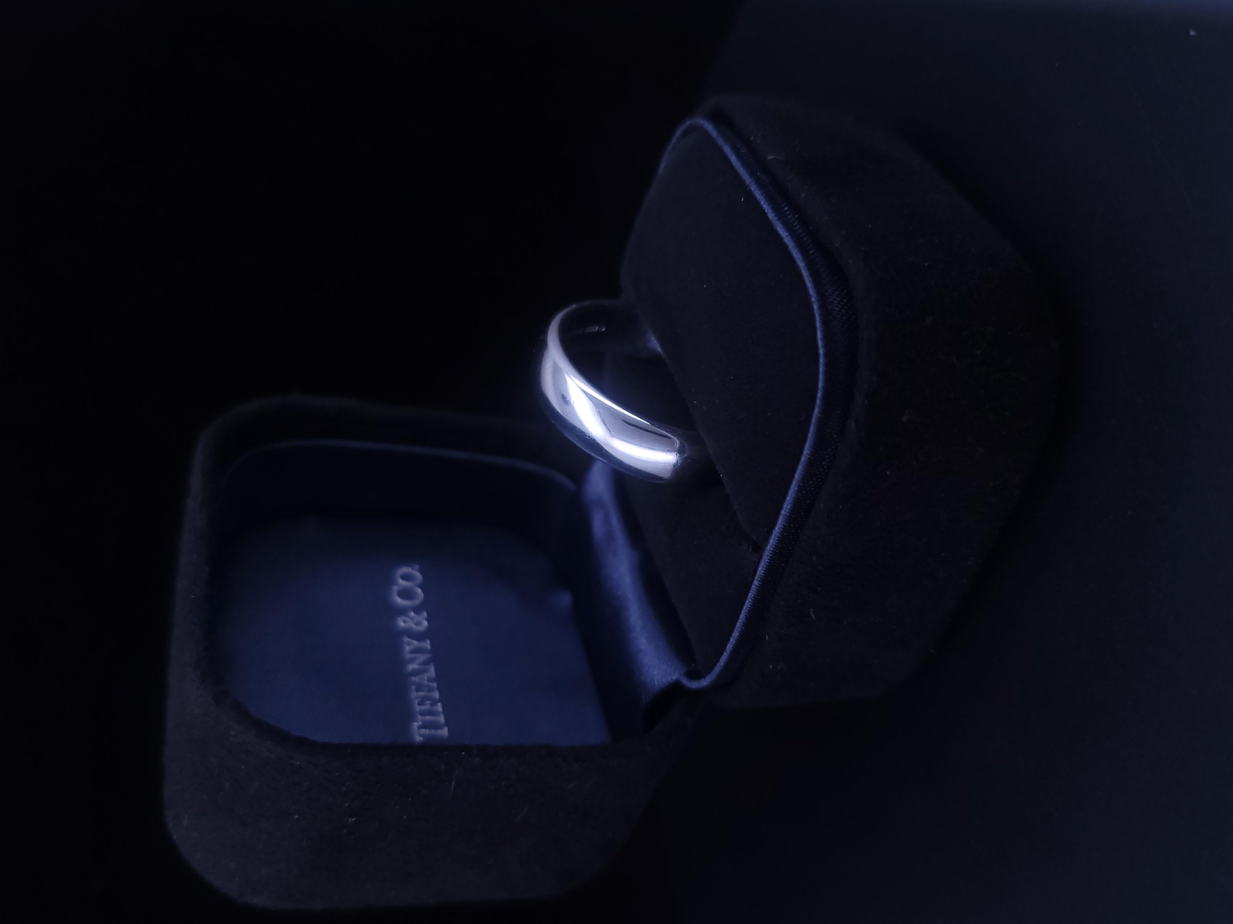 Tiffany & Co. 1999 Forever Lucida Platin 6mm Ehering im Angebot 6