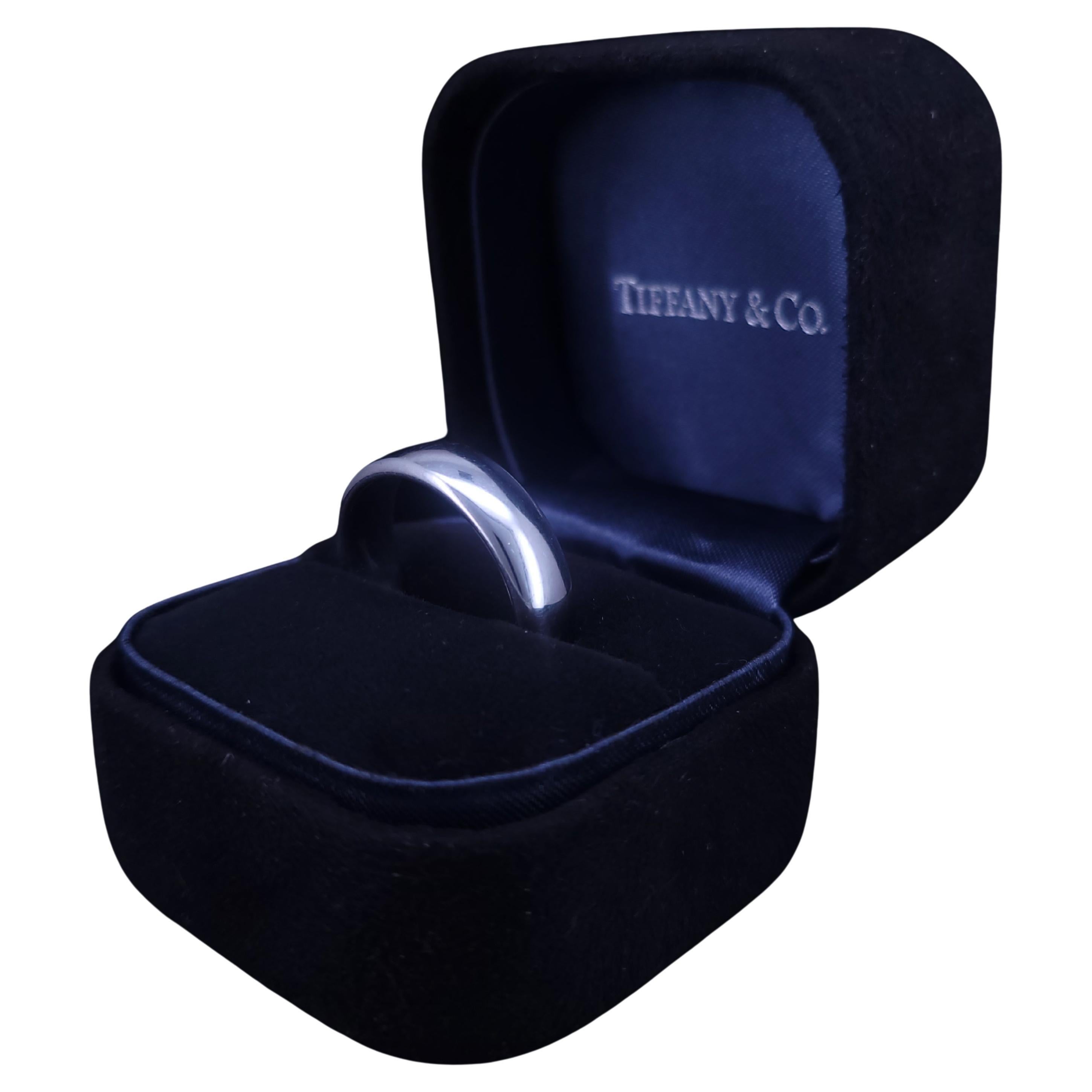 Tiffany 
Co. 1999 Forever Lucida Platin 6mm Ehering im Angebot