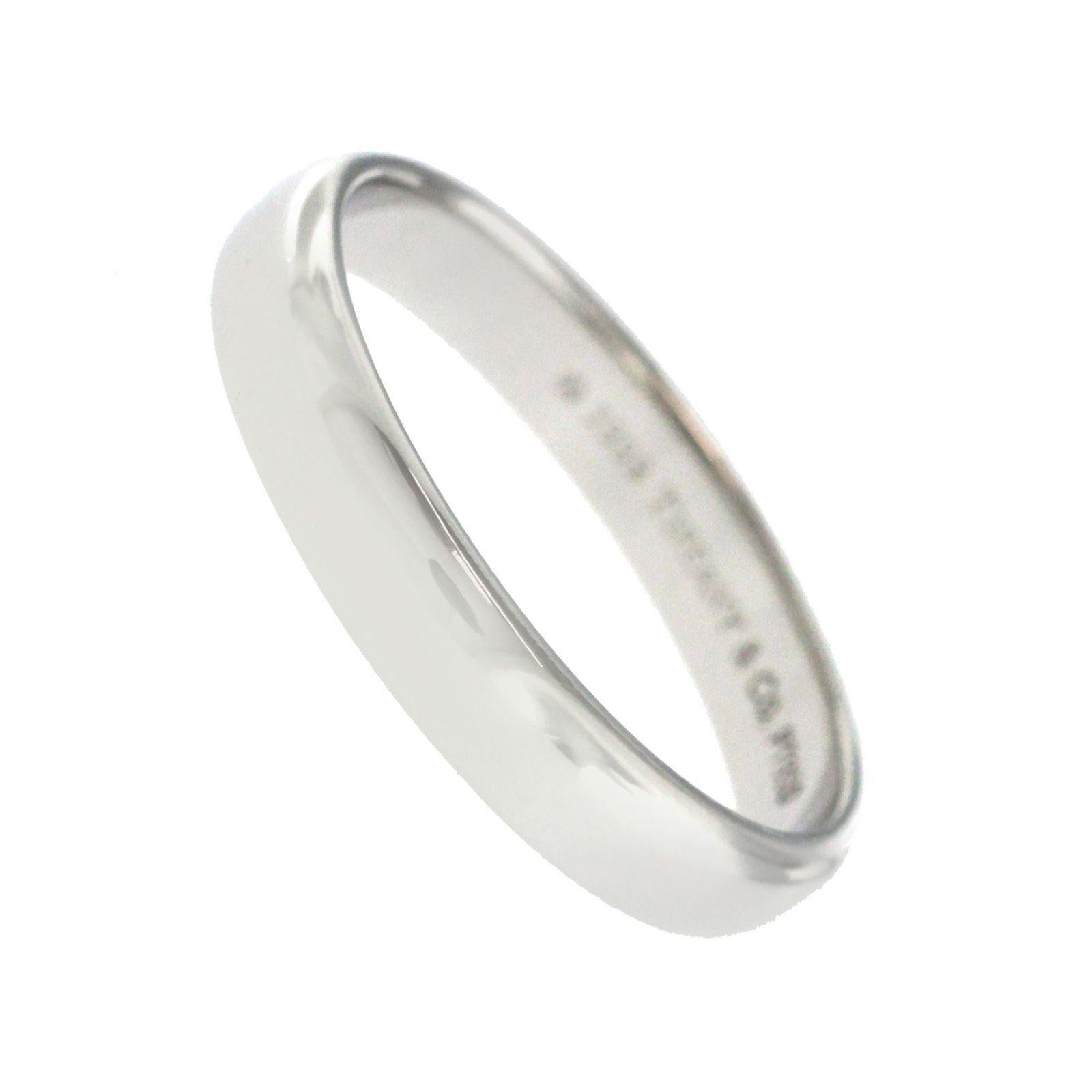 Top: 4.5 mm
Band Width: 4.5 mm
Metal: 950 Platinum
Size: 14
Hallmarks: Tiffany & Co PT950
Total Weight: 11.1 Grams
Stone Type: None
Condition: Pre Owned
Estimated Retail Price: $2400
Stock Number: U313-1