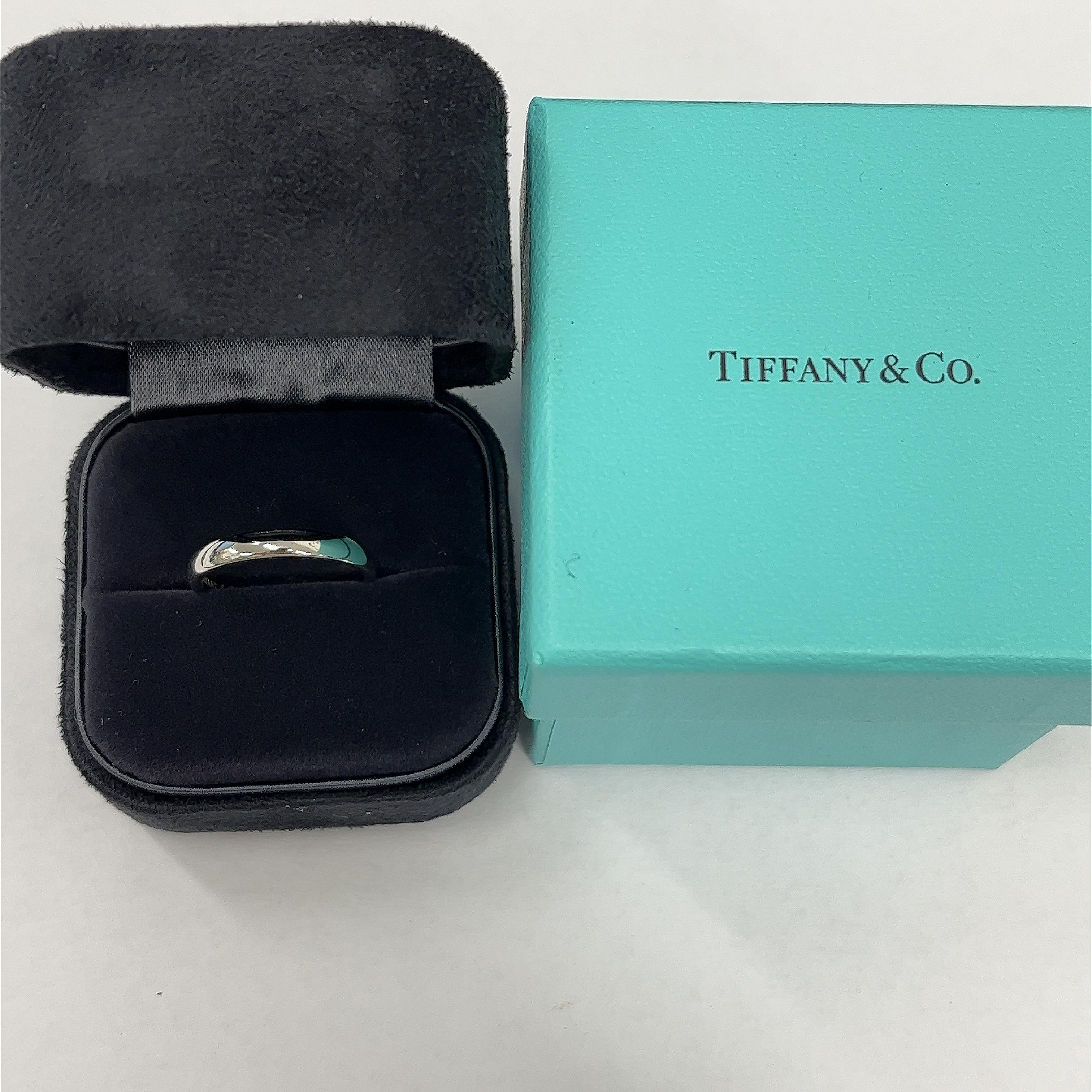 Tiffany & Co. 1999 Platinum Wedding Band 4