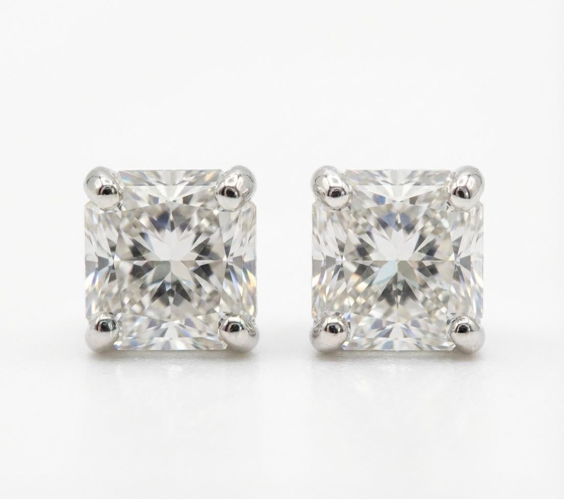 Taille radiant Tiffany & Co. - Boucles d'oreilles en platine avec diamant Lucida de 2 carats en vente