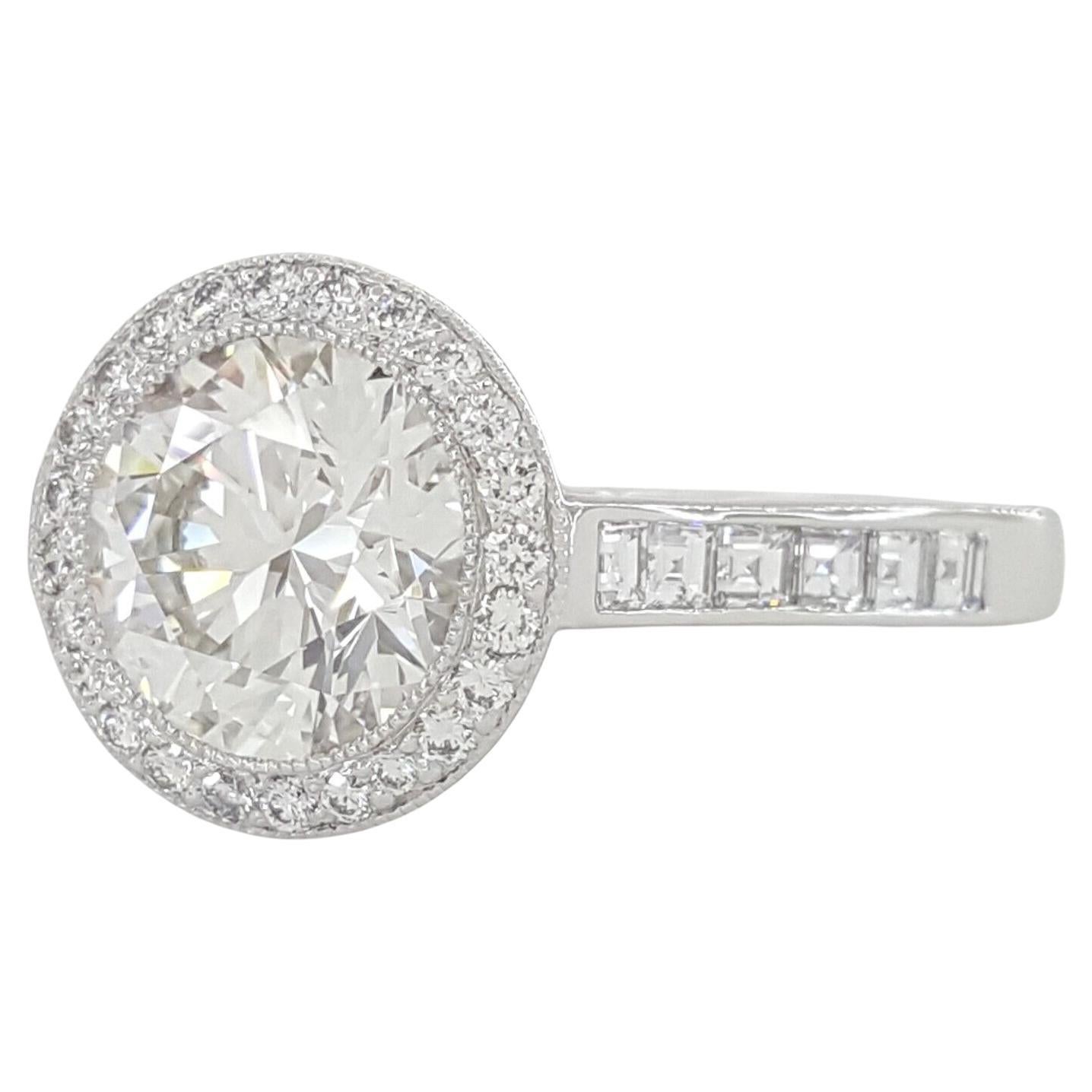 Tiffany & Co. Bague solitaire en diamant à taille ronde et brillante de 2 carats Soleste Excellent état - En vente à Rome, IT