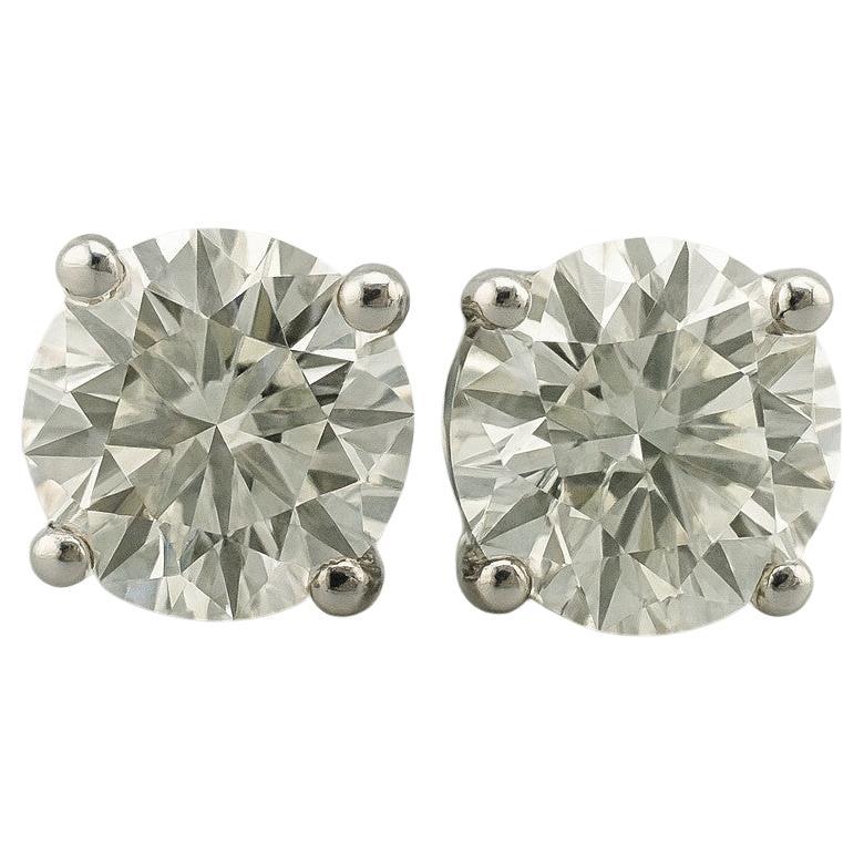 Tiffany 
Co. 2 clous d
oreilles en platine avec diamants ronds et brillants certifiés GIA en vente