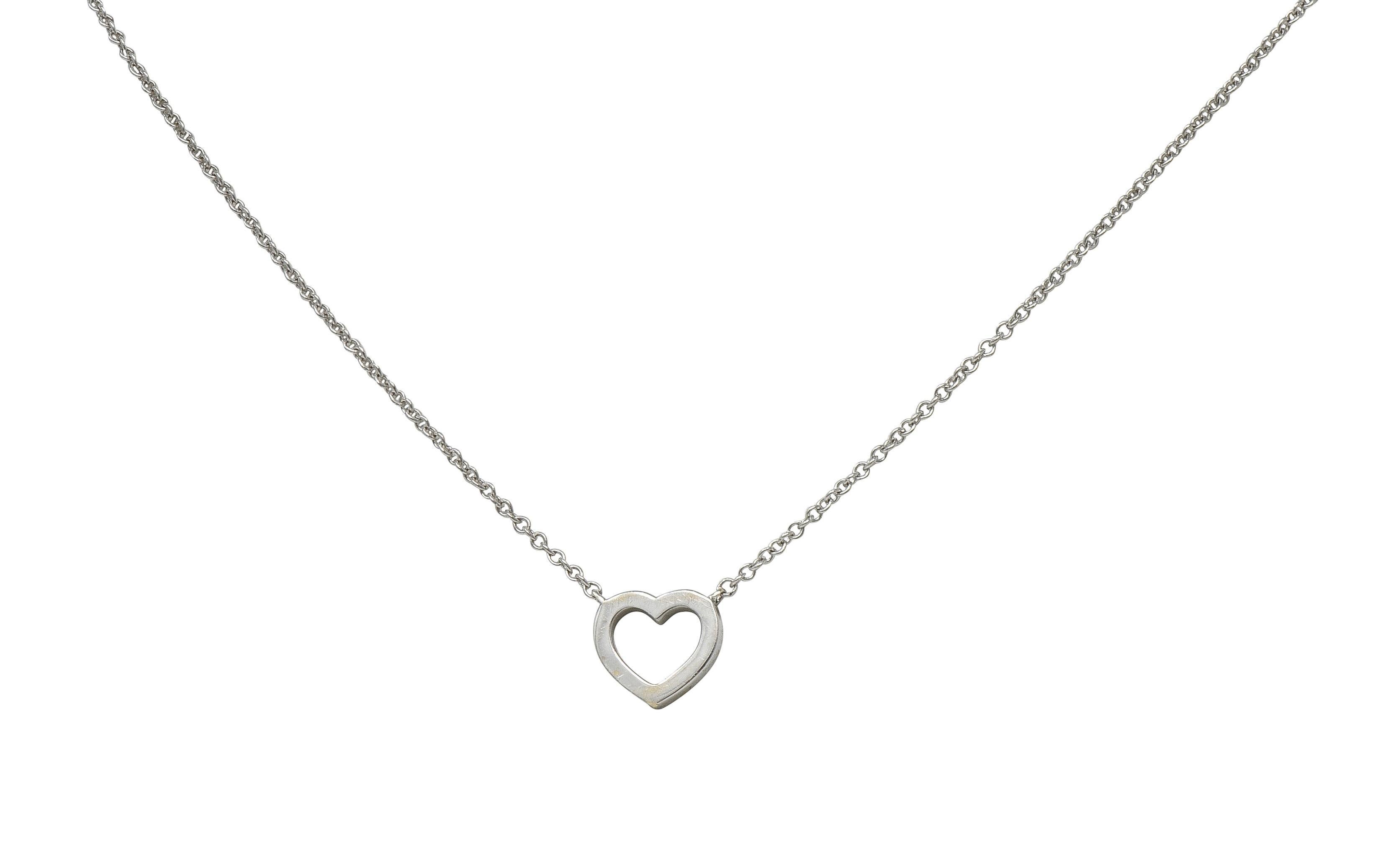 Tiffany & Co. 2000 Collana con diamanti in oro bianco 18 carati a forma di cuore In condizioni ottime in vendita a Philadelphia, PA