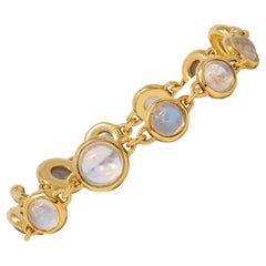 Tiffany & Co. 2000's Rainbow Moonstone 18 Karat Yellow Gold Bezel Link Bracelet