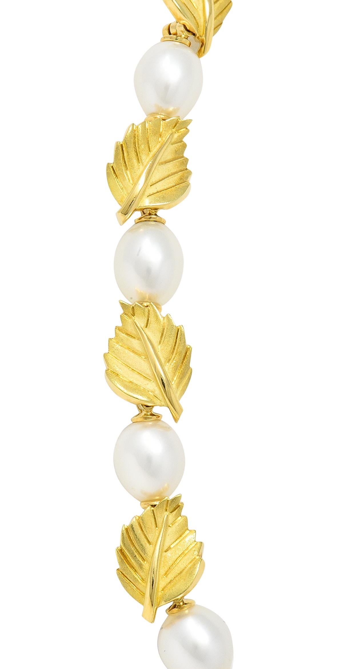 Tiffany & Co. 2003 Pearl 18 Karat Yellow Gold Leaf Vintage Link Necklace 2
