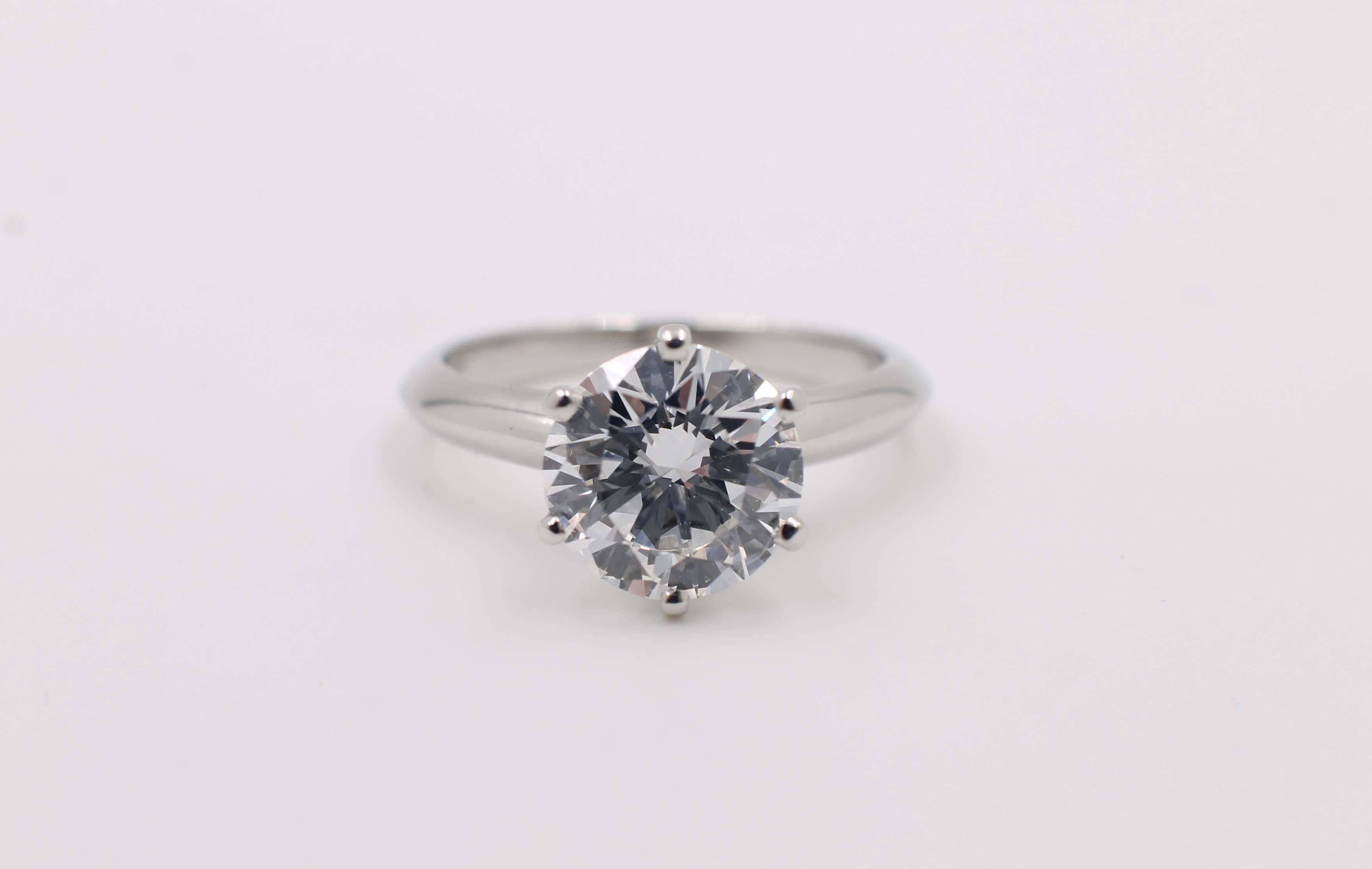 Tiffany & Co. 2.01 Carat D VVS1 Platinum Solitaire Diamond Engagement Ring 5