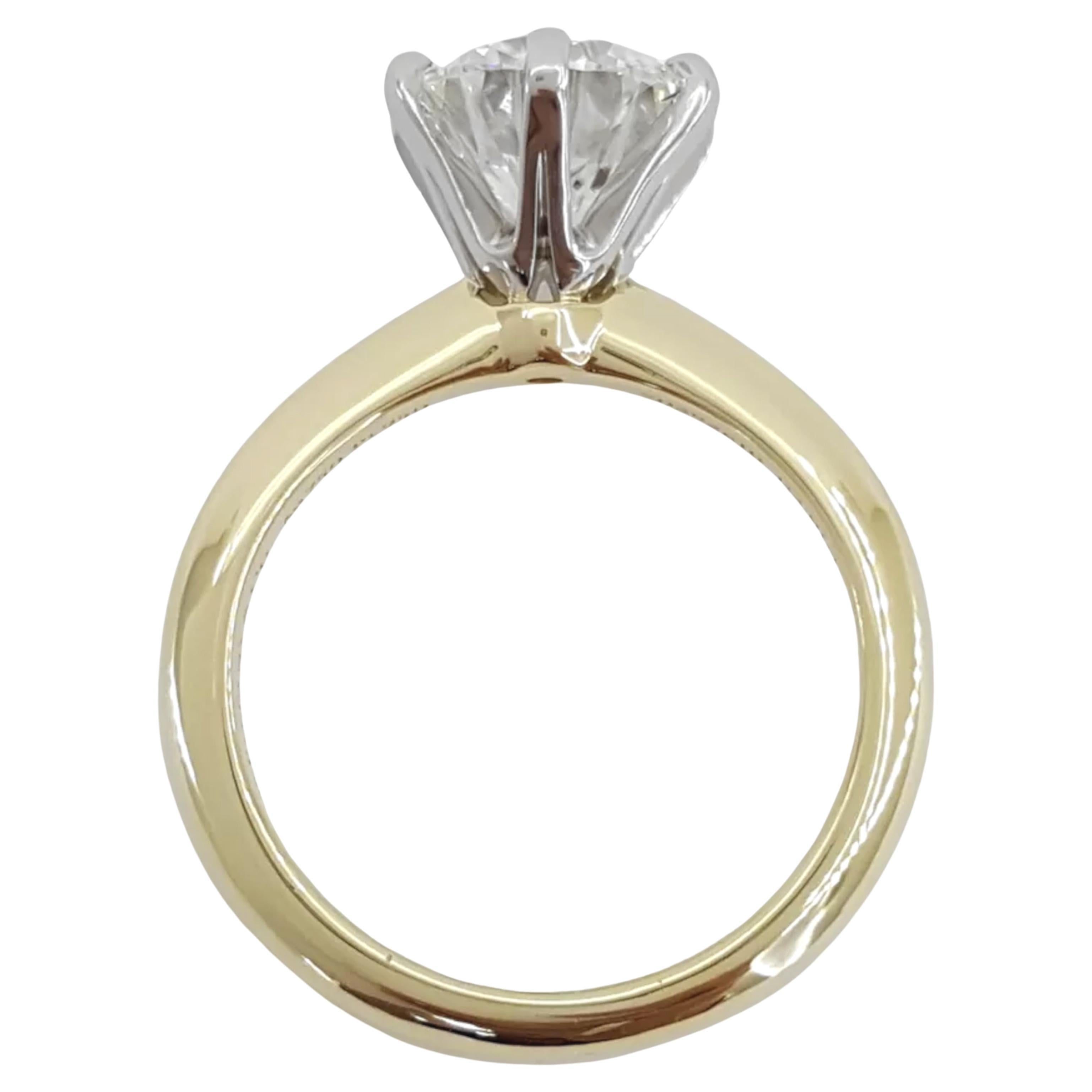 Anillo de compromiso de diamantes Tiffany & Co. 2.01 talla brillante redondo Corte redondo en venta