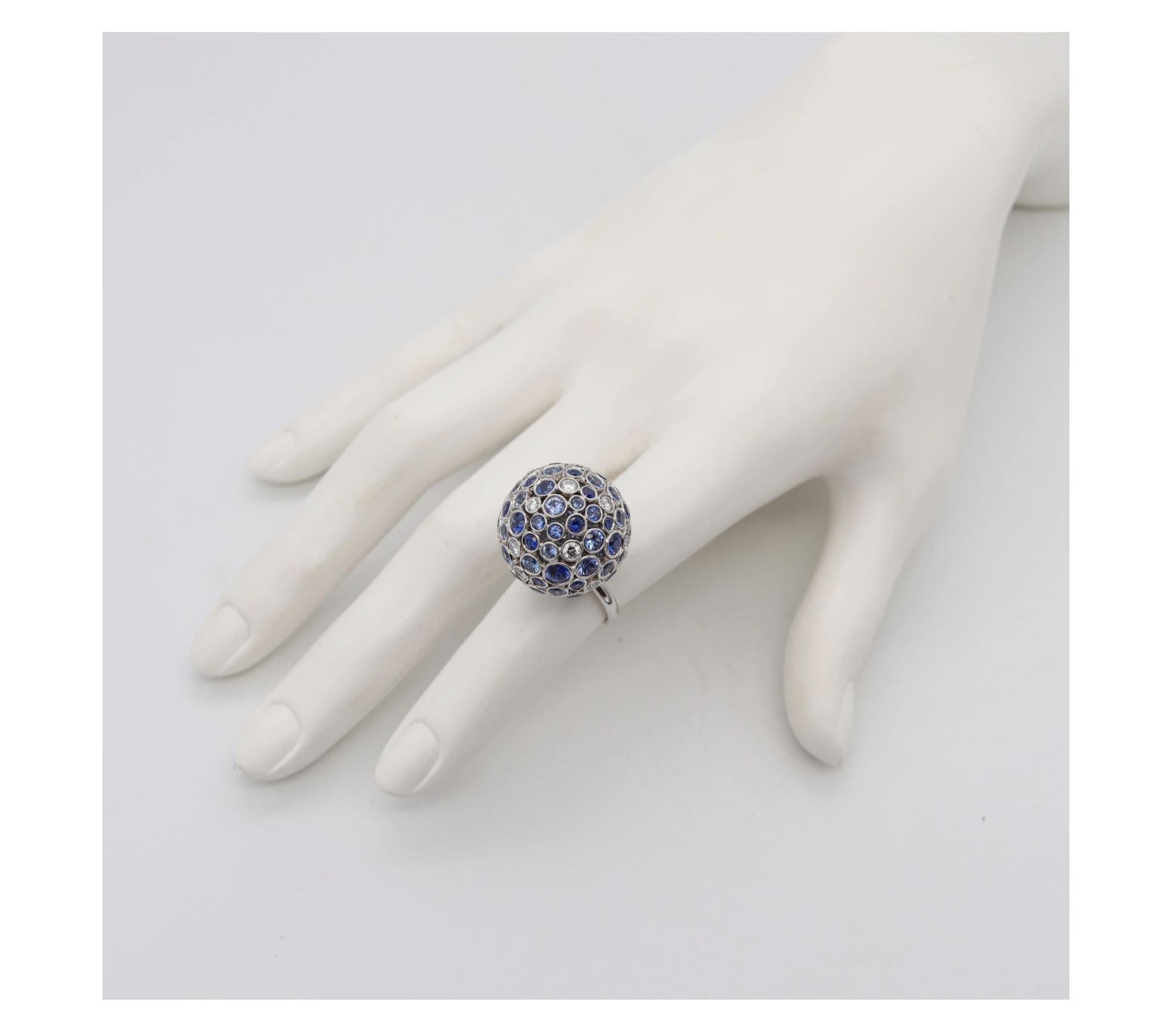 Tiffany & Co. 2016 Rare Prism Orb Ring In Platinum 9.32 Ctw Diamonds & Sapphires In Excellent Condition In Miami, FL