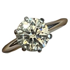 Tiffany & Co. 2.02ct Round Brilliant Diamond Engagement Ring in Platinum