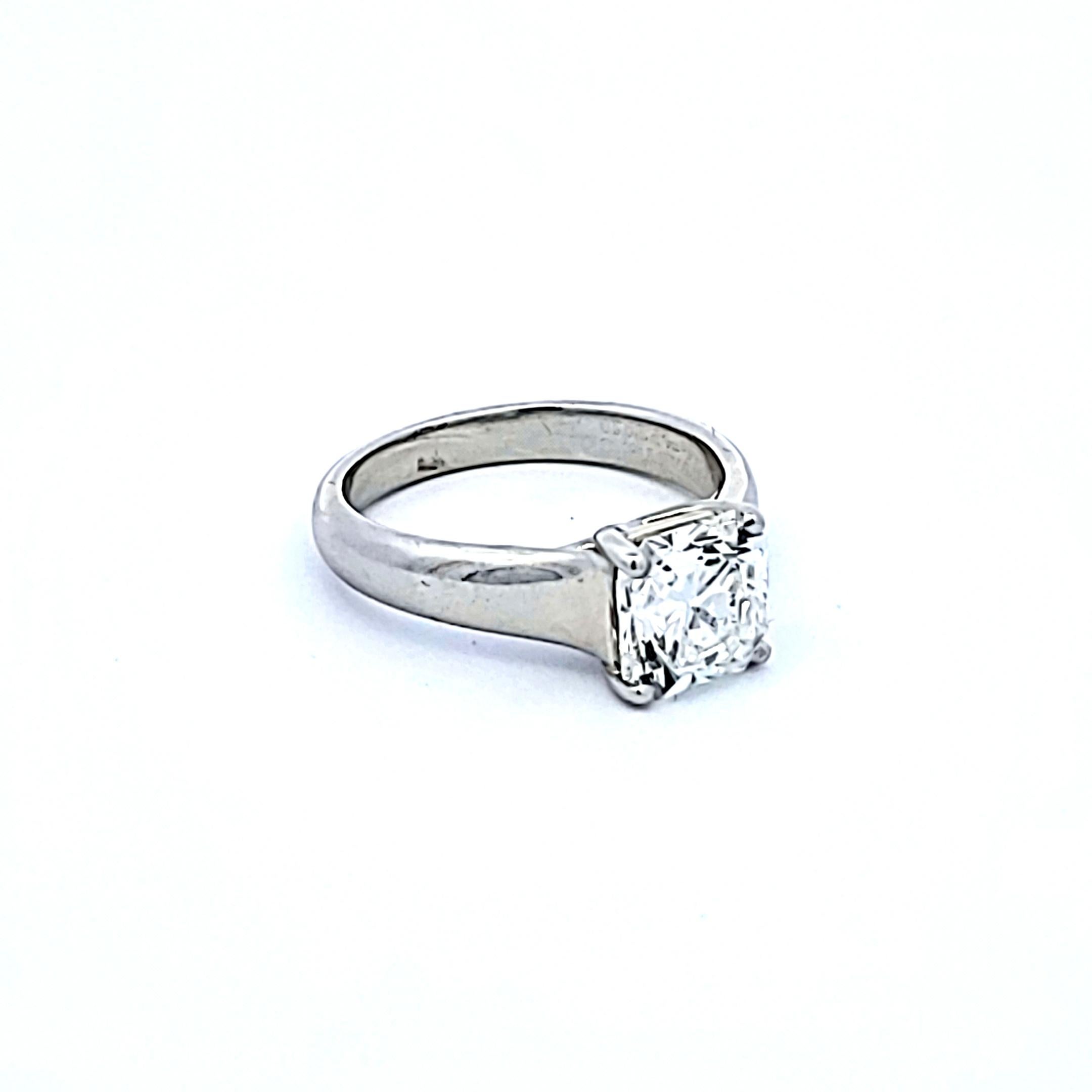 Tiffany & Co, bague de fiançailles en platine avec diamant taille radiant de 2,03 carats F VS1 en vente 4