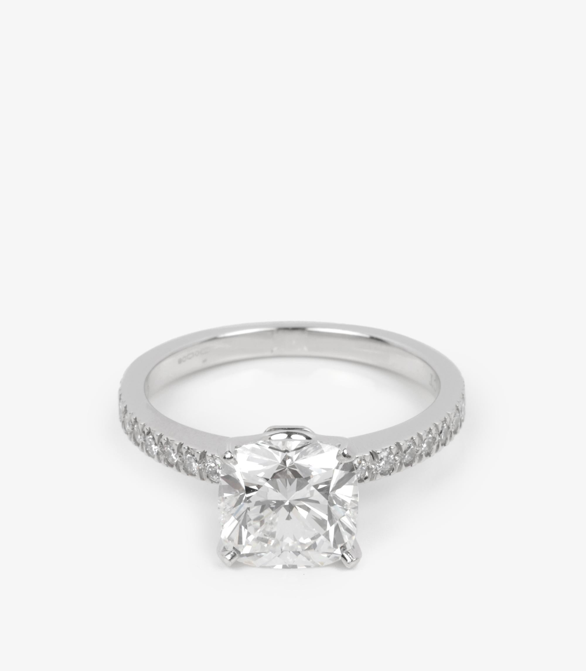 Tiffany & Co. 2.04ct Cushion Cut Diamond Novo Platinum Ring In Excellent Condition For Sale In Bishop's Stortford, Hertfordshire