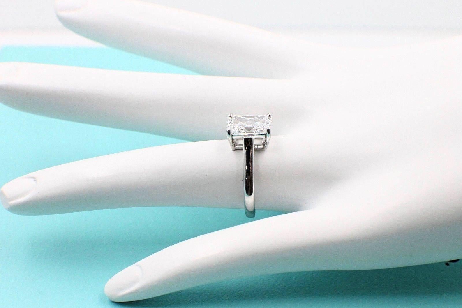 Radiant Cut Tiffany & Co. 2.07 Radiant E VS1 Platinum Diamond Engagement Ring