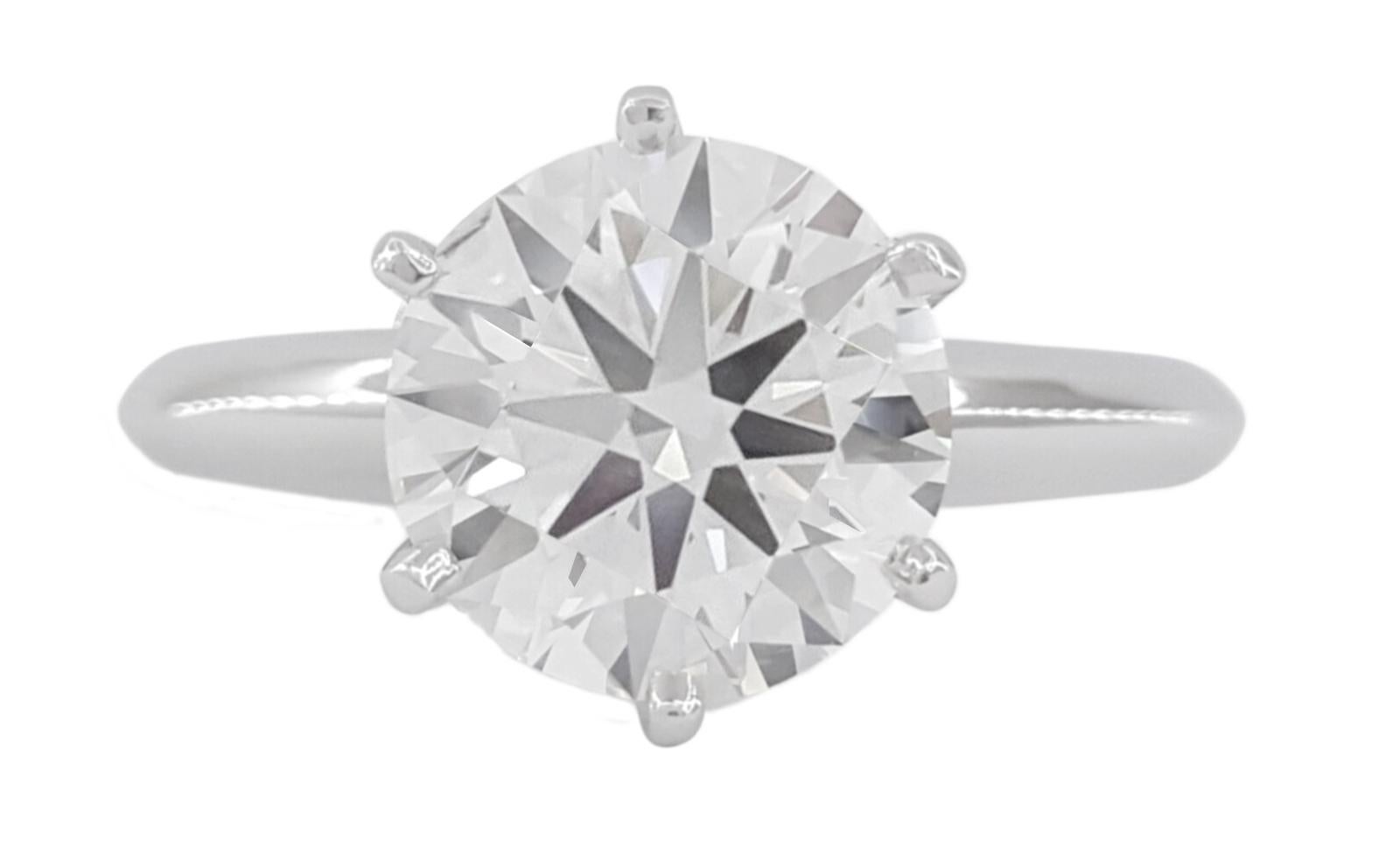 Tiffany & Co. 2.15 ct Platinum Round Brilliant Cut Diamond Solitaire Engagement Ring. 
GIA Report included
reizable



