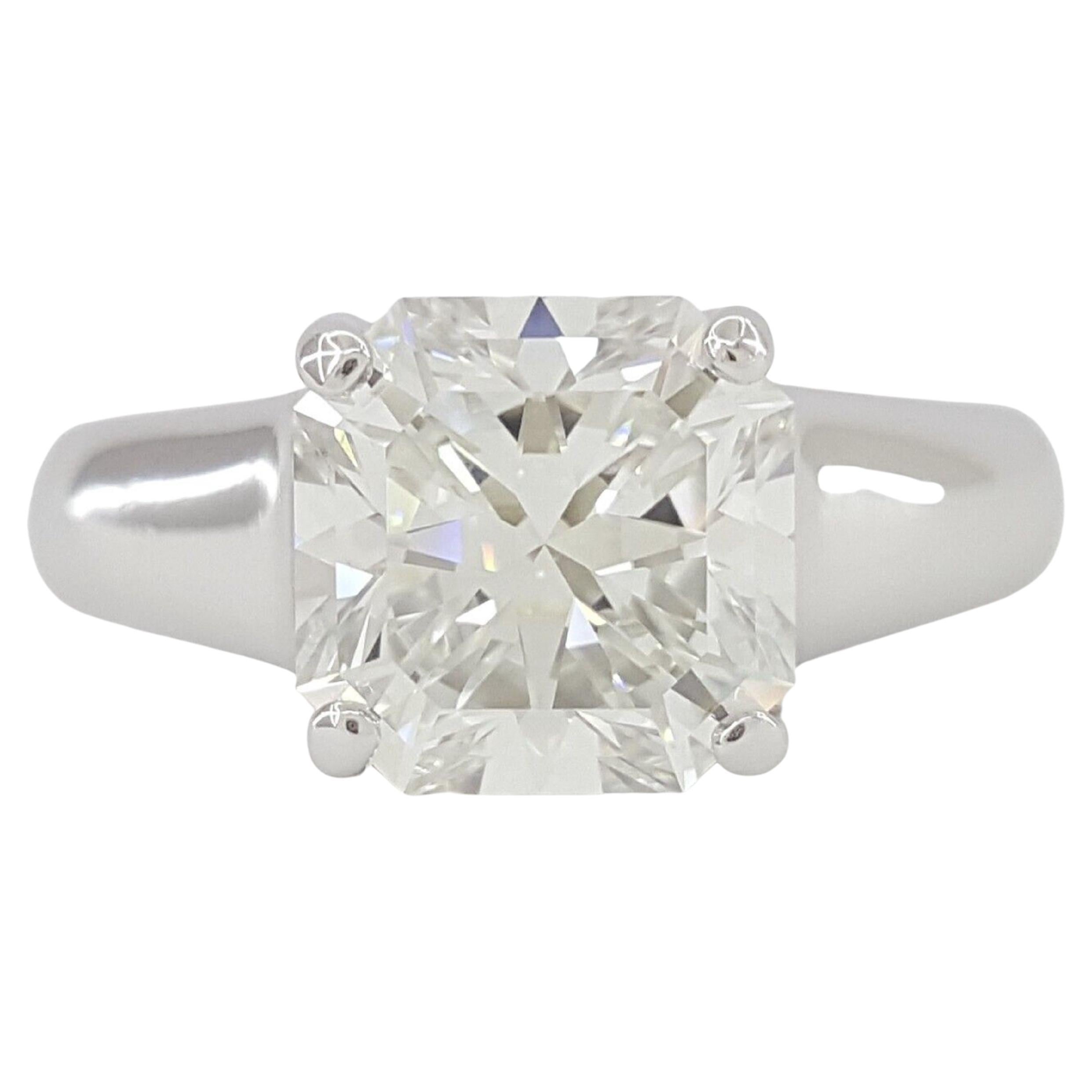 Tiffany & Co. 2.16 carat Platinum Lucida Square Brilliant Cut Diamond Solitaire Engagement Ring. 


