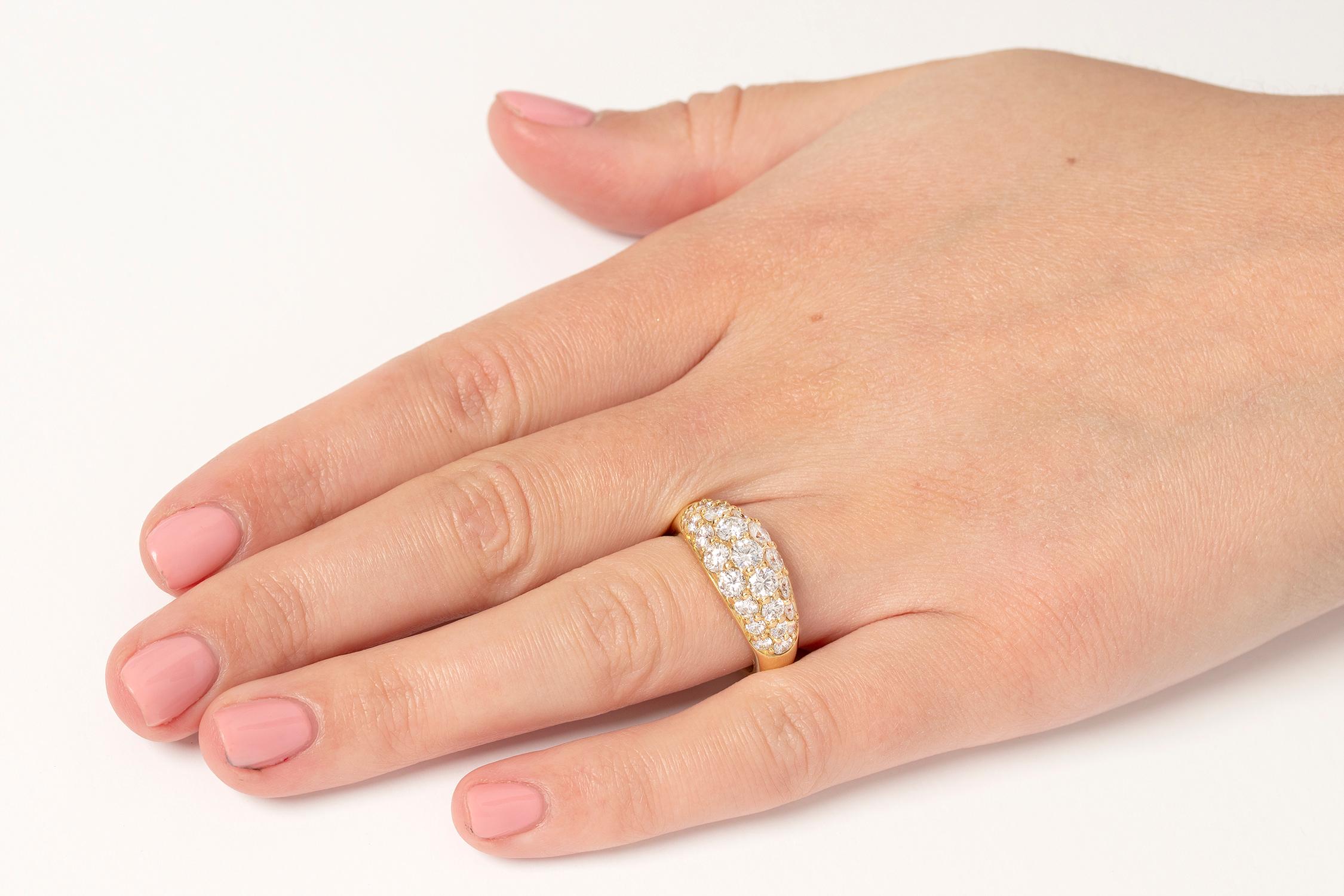 Women's or Men's Tiffany & Co. 2.20ct Diamond Bombe Dress Ring For Sale