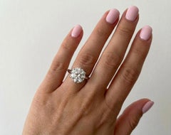 Tiffany & Co. 2.32 Carat D Color Round Diamond Solitaire Engagement Ring VS1 Pla