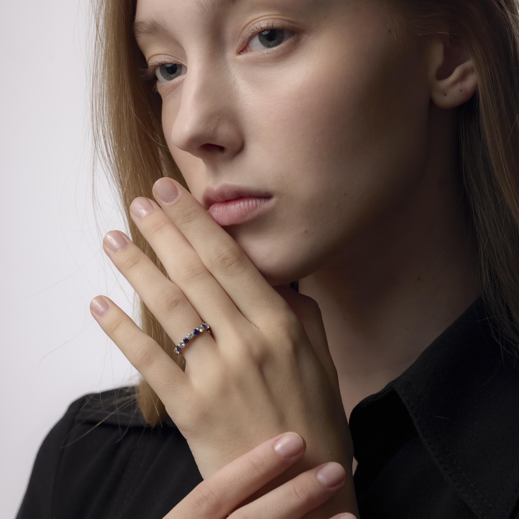Tiffany & Co. Bracelet d'éternité en platine avec saphirs et diamants de 2,45 carats Bon état - En vente à Beverly Hills, CA