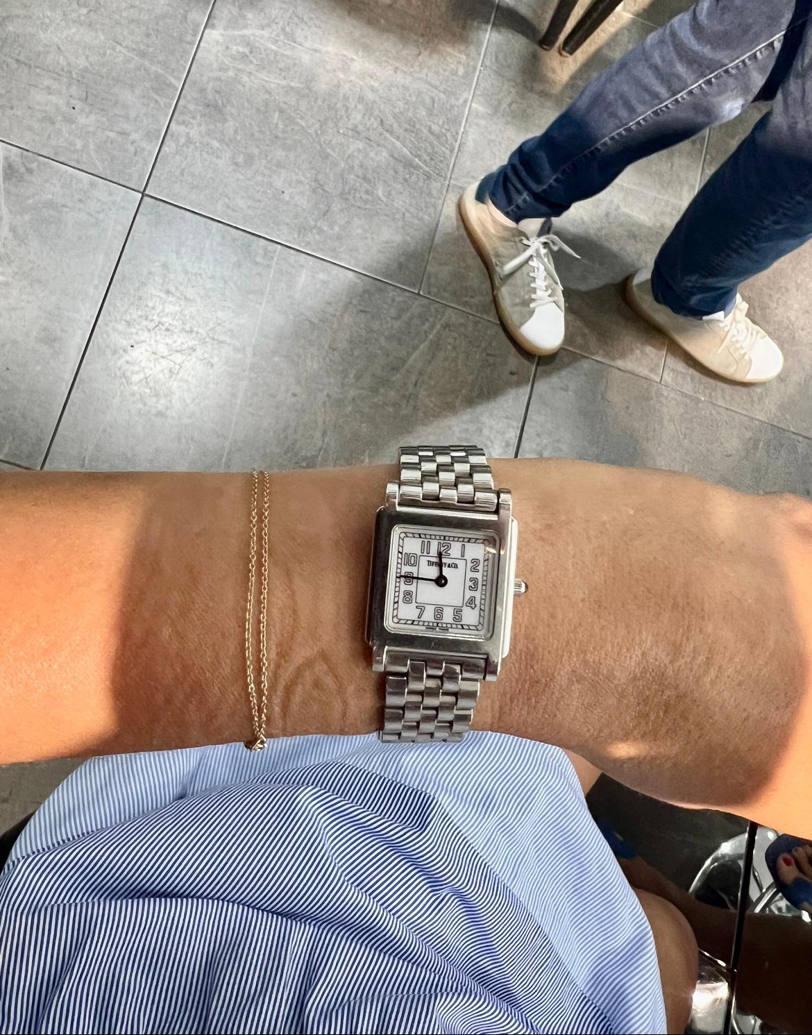 Tiffany & Co 24mm Classic Montre-bracelet en acier inoxydable à quartz 1