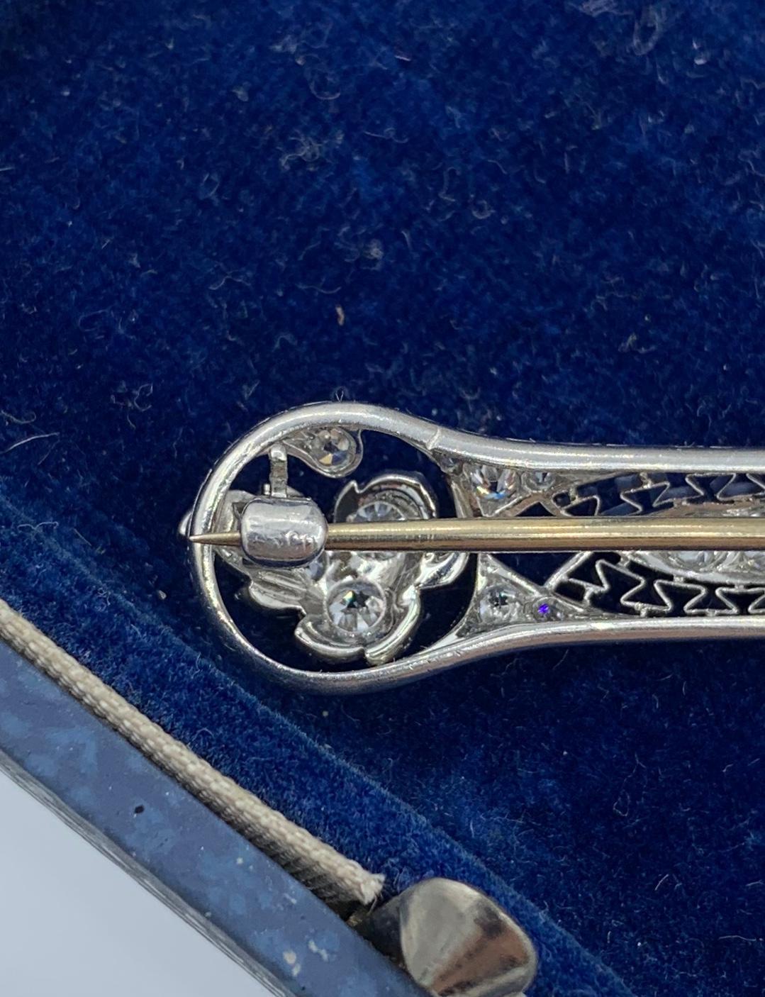 Tiffany & Co. 2.5 Carat Old Mine Diamond Platinum Brooch Pin 1900 Antique For Sale 5