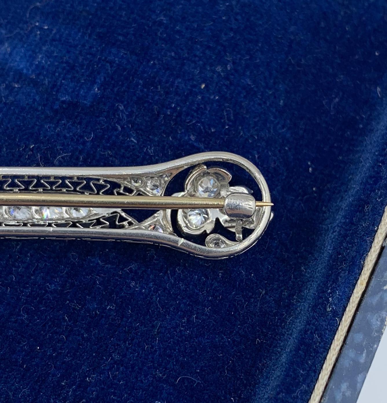 Tiffany & Co. 2.5 Carat Old Mine Diamond Platinum Brooch Pin 1900 Antique For Sale 3