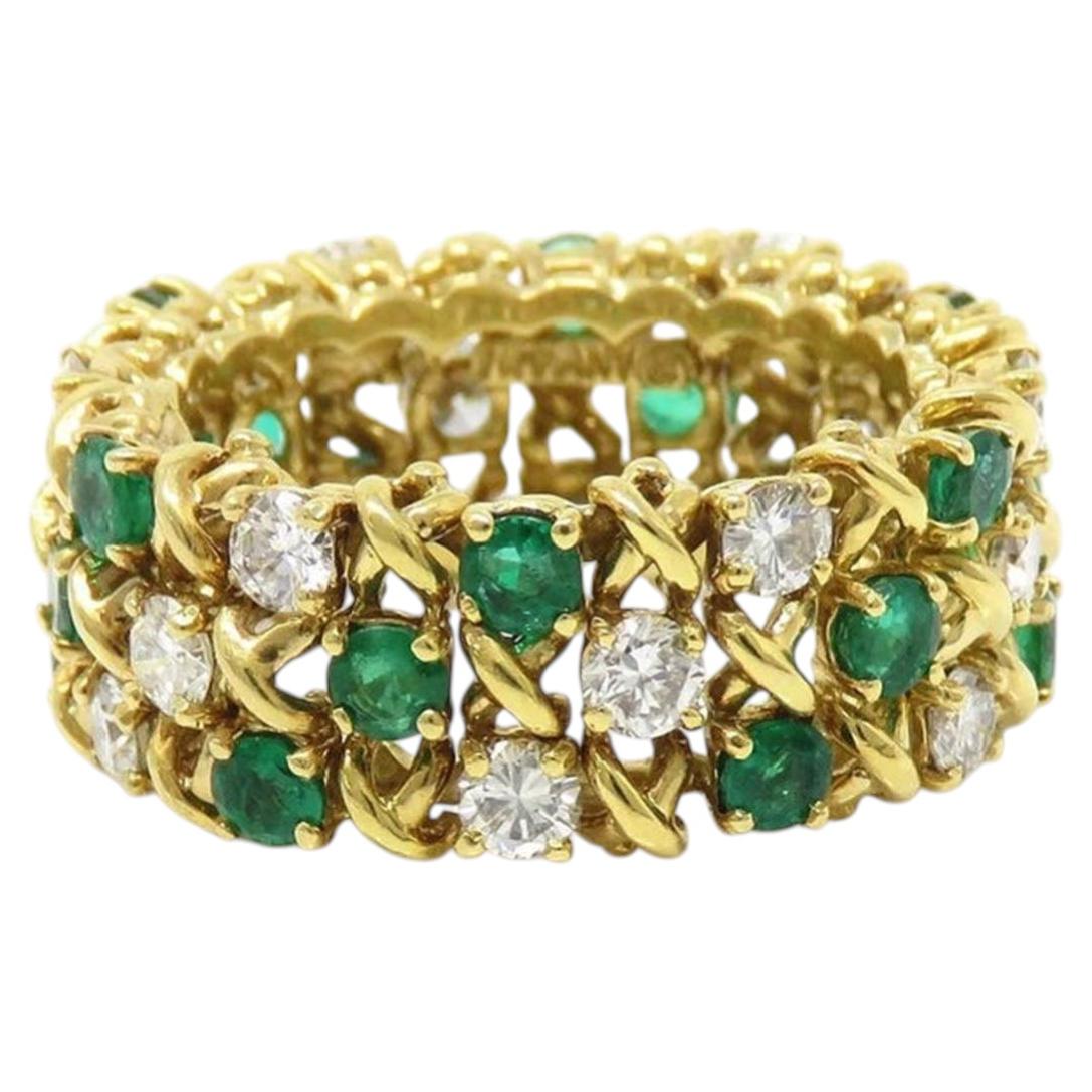 Tiffany & Co. 2.50 Carat Emerald Diamond 18k Band Ring For Sale