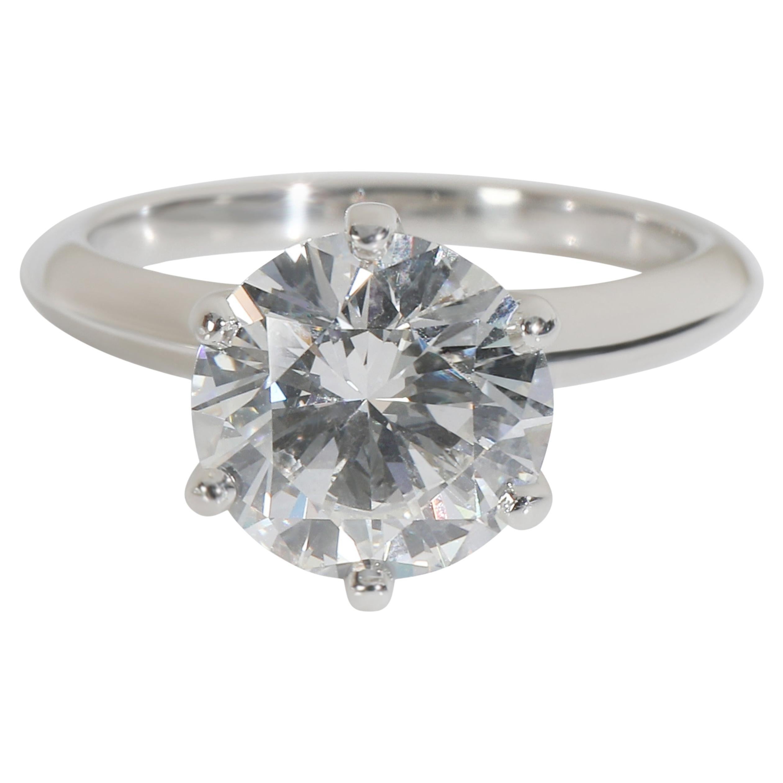 Tiffany 
Co. Bague de fiançailles à diamants ronds et brillants de 2.56 ct