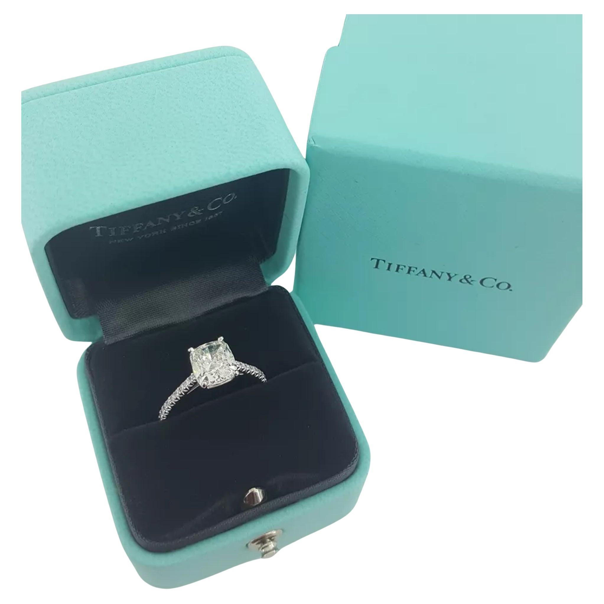 Tiffany & Co. NOVO Platinum Cushion Brilliant Cut Diamond Engagement Ring 2.59 ct Total Weight . 

The ring weighs 4.2 grams, size 7.25, the center stone is a 2.43 ct Novo Cushion Brilliant Cut Natural Diamond, I in Color, VS2 in Clarity, Excellent