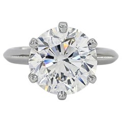 Tiffany & Co. 2,6 Karat runder Brillant-Verlobungsring aus Platin