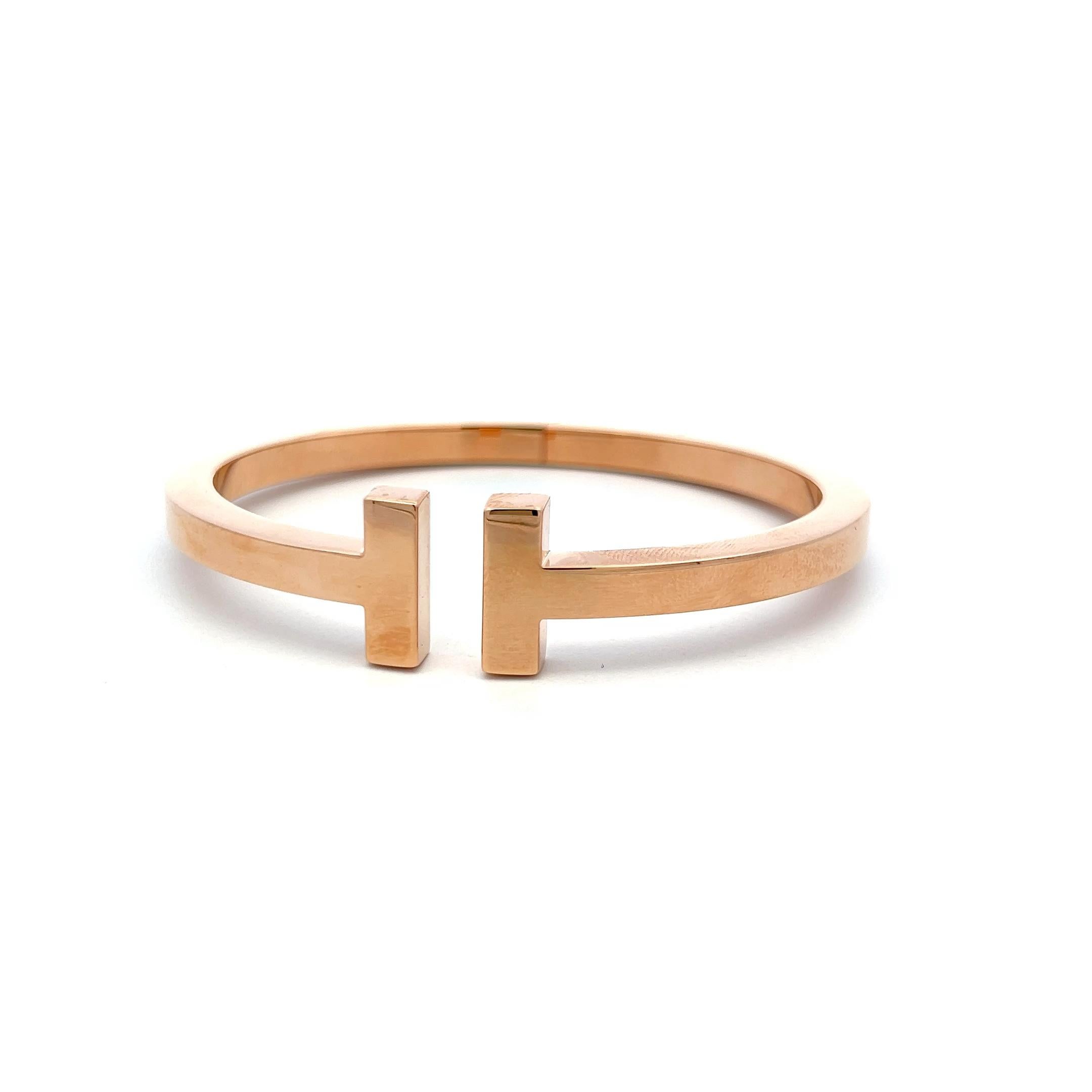 Tiffany & Co 29 Gramm Größe 7 18 Karat Gelbgold Armreif T-Armband im Angebot 1