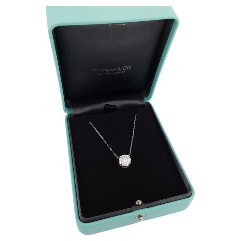 Contemporary TIFFANY & CO. 2.91 ct Round Brilliant Cut Diamond Solitaire Pendant For Sale