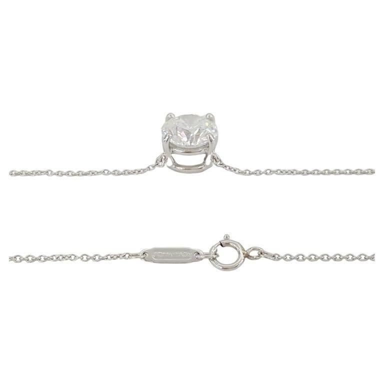 Women's TIFFANY & CO. 2.91 ct Round Brilliant Cut Diamond Solitaire Pendant For Sale