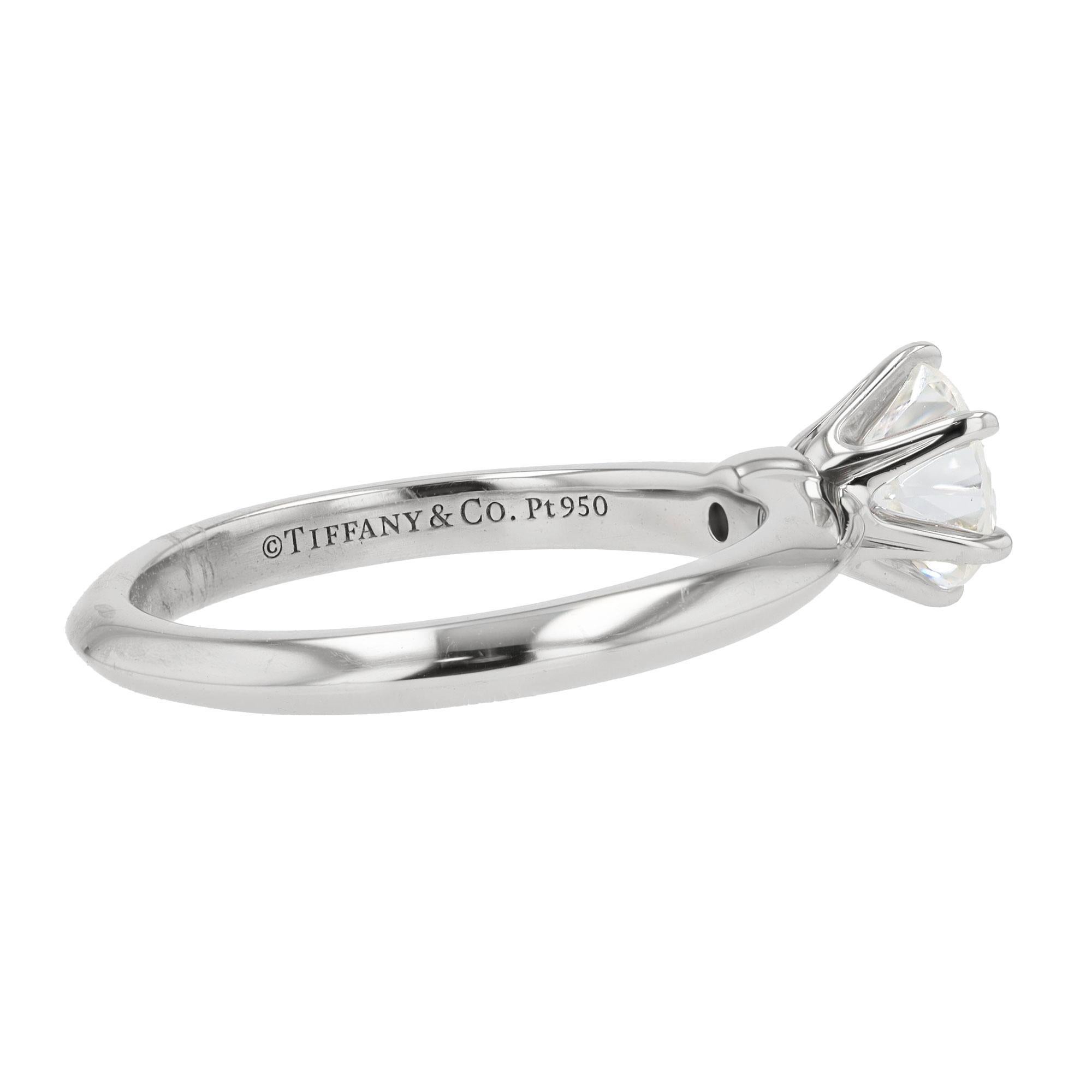Contemporary Tiffany & Co 3/4 Carat Round Diamond Platinum Solitaire Engagement Ring For Sale