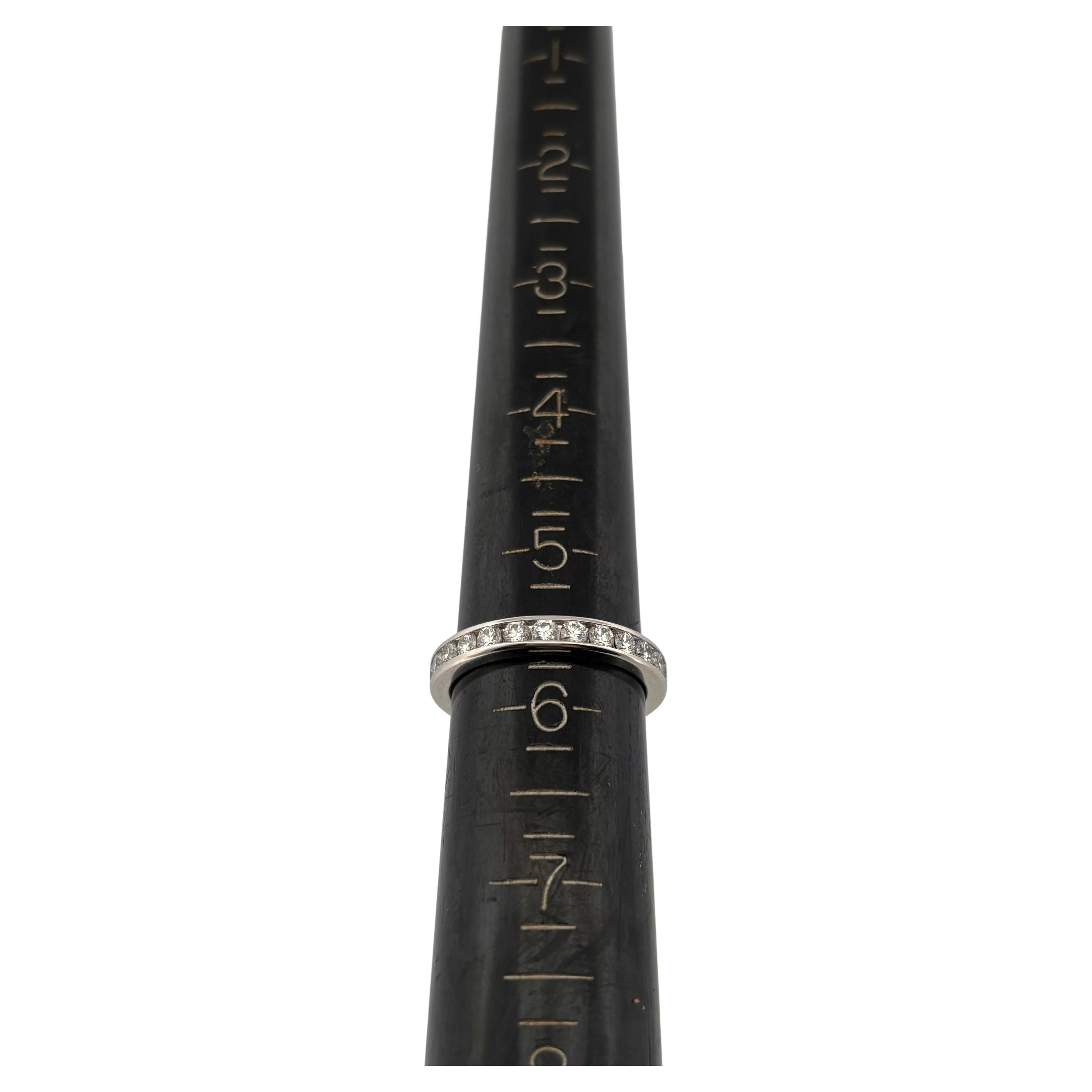 Tiffany & Co. 3 Millimètre 1.10ctw E VS1 Diamond Full Eternity Band Ring en vente 2
